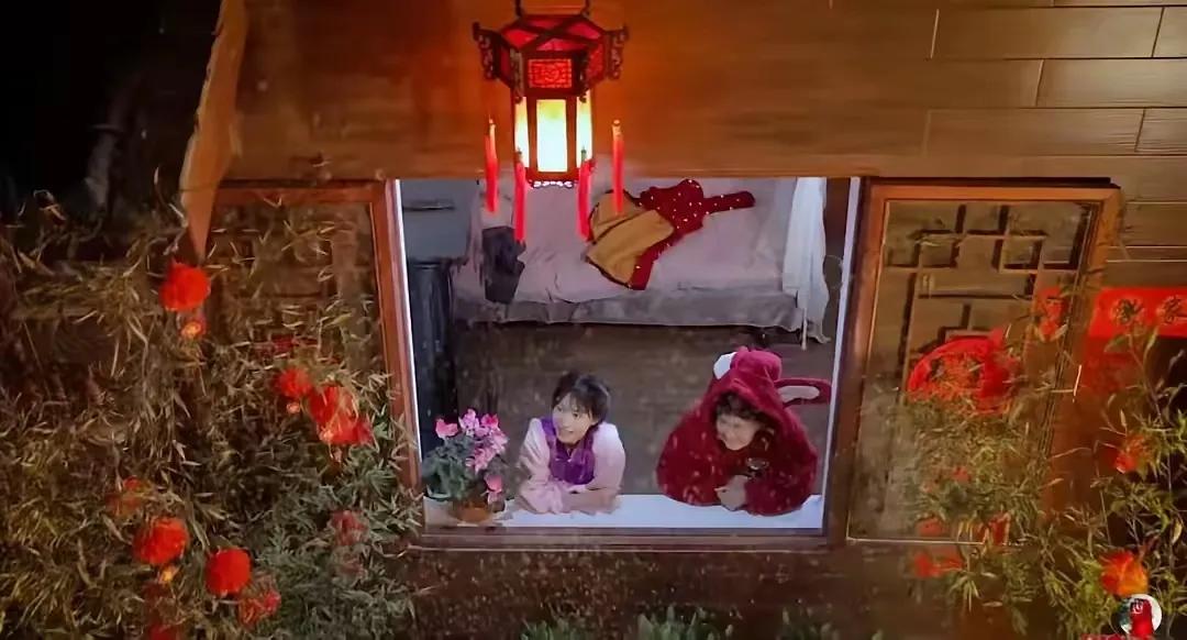 李子柒颠覆网红常规认知

在大众眼中，网红似乎总是与直播带货紧密相连。然而，李子