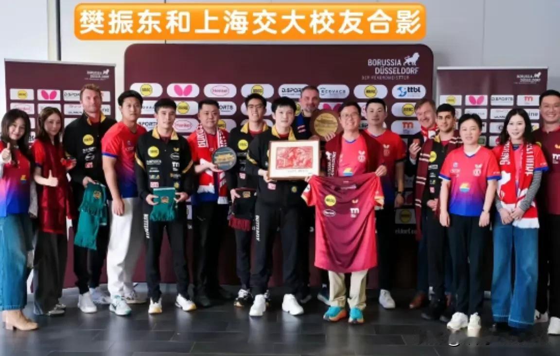 东东好幸福，娘家来人了！

他好不好不是你说了算，因为你有偏见，看这图，娘家来人