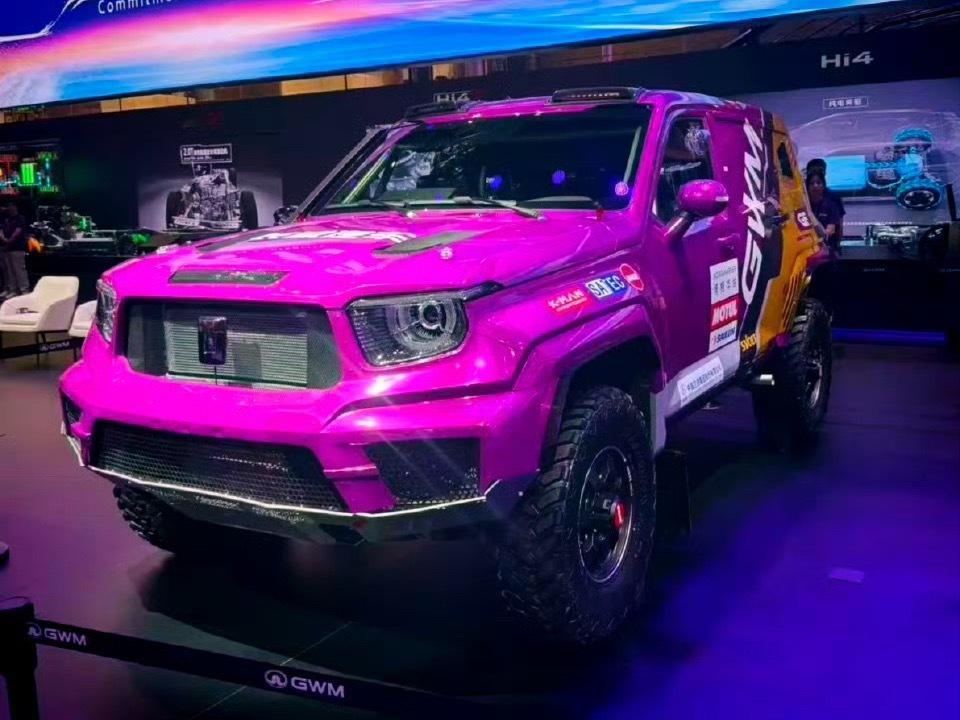 长城汽车赛车文化日，全新环塔赛车阵容携纳斯卡赛车亮相长城超级v8来了2026北京