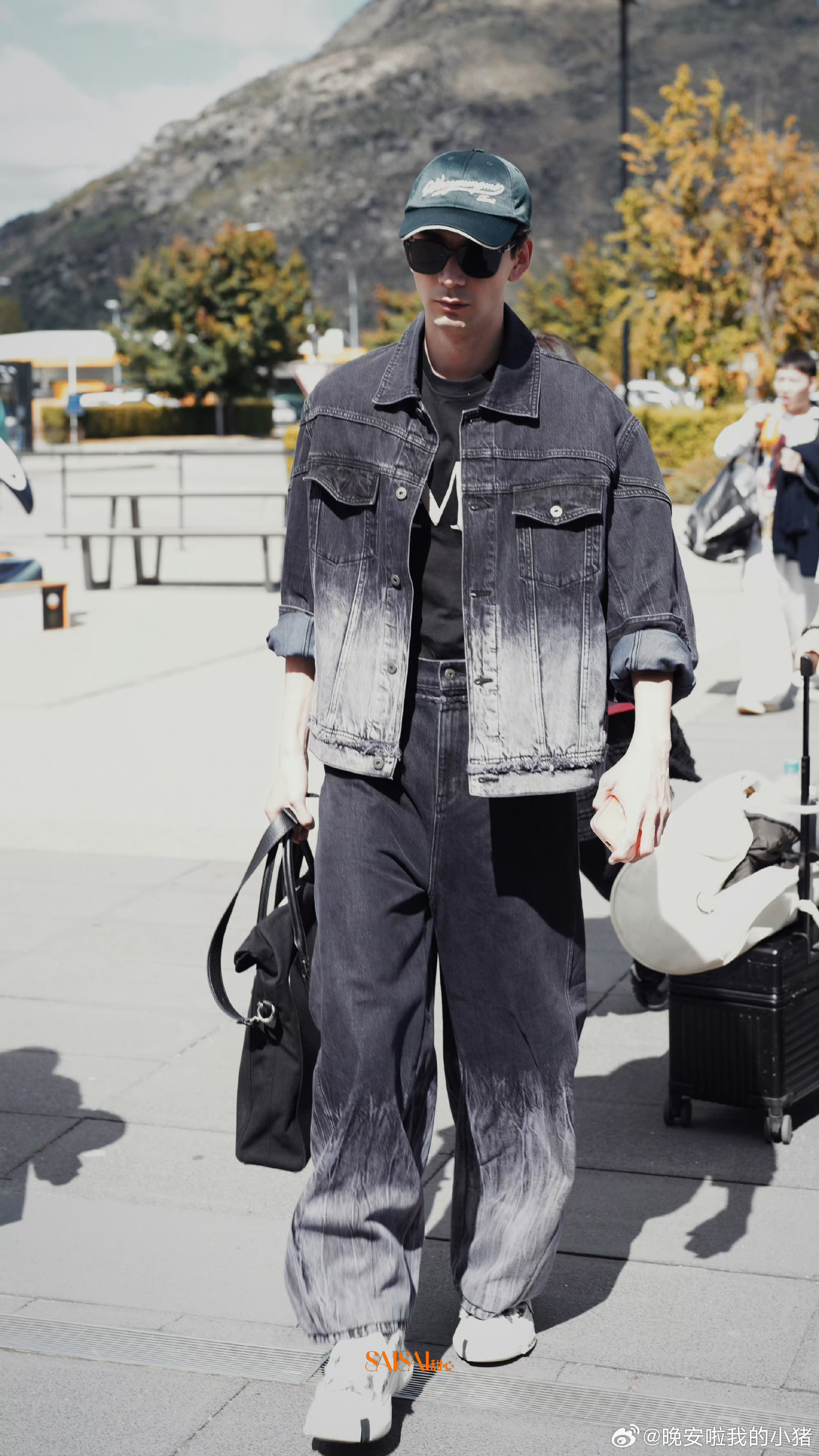 陈星旭回国路透，直接素颜啊，古装陆行之回来了