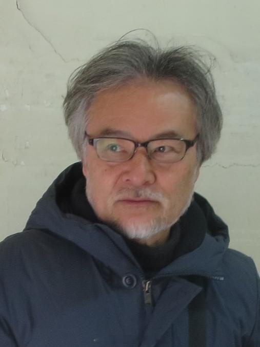 戛纳电影节 今年🗾有三个导演同时入围戛纳电影节主竞赛，是自2001年来的再一次