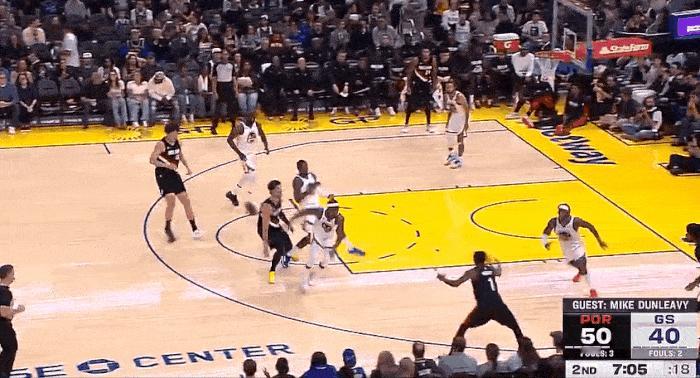 好家伙！库明加这球居然也能封盖？
在今天NBA季前赛勇士对阵开拓者的第二节比赛中