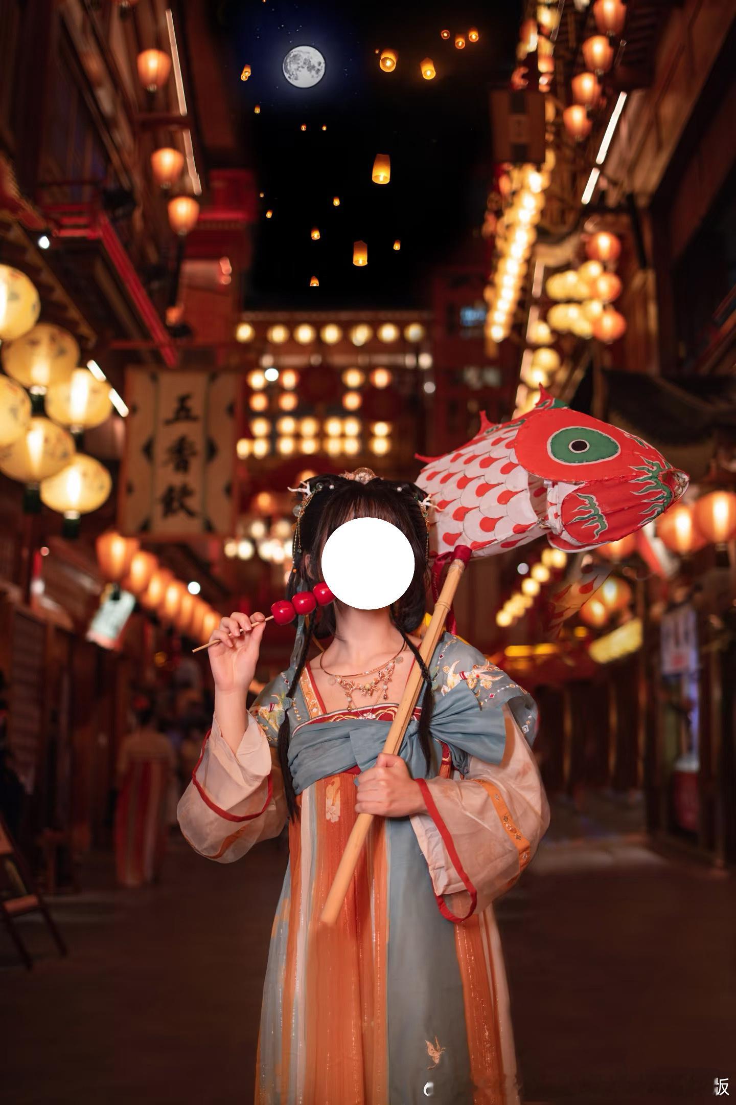 🎀本周四蜗蜗衣橱大公开🎀演出信息/电切：网页链接周四是迟来的七夕主题哦，素蜗