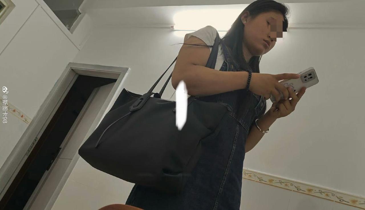 这剧情编剧编不出来，老婆出轨后伙同前夫告老公婚内强奸，差点把老公送进去了。据说事