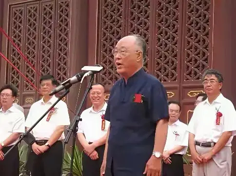 建国后出任陕西省长，严惩贪污腐败官员，享年89岁。此人是谁？ 