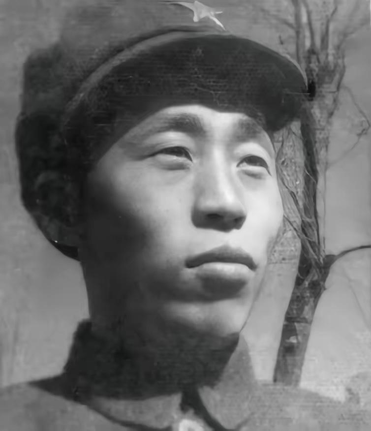 1950年，二野5兵团侦察处长魏鸣森被临时叫去修卡车，车修好后他无意间一抬头，竟