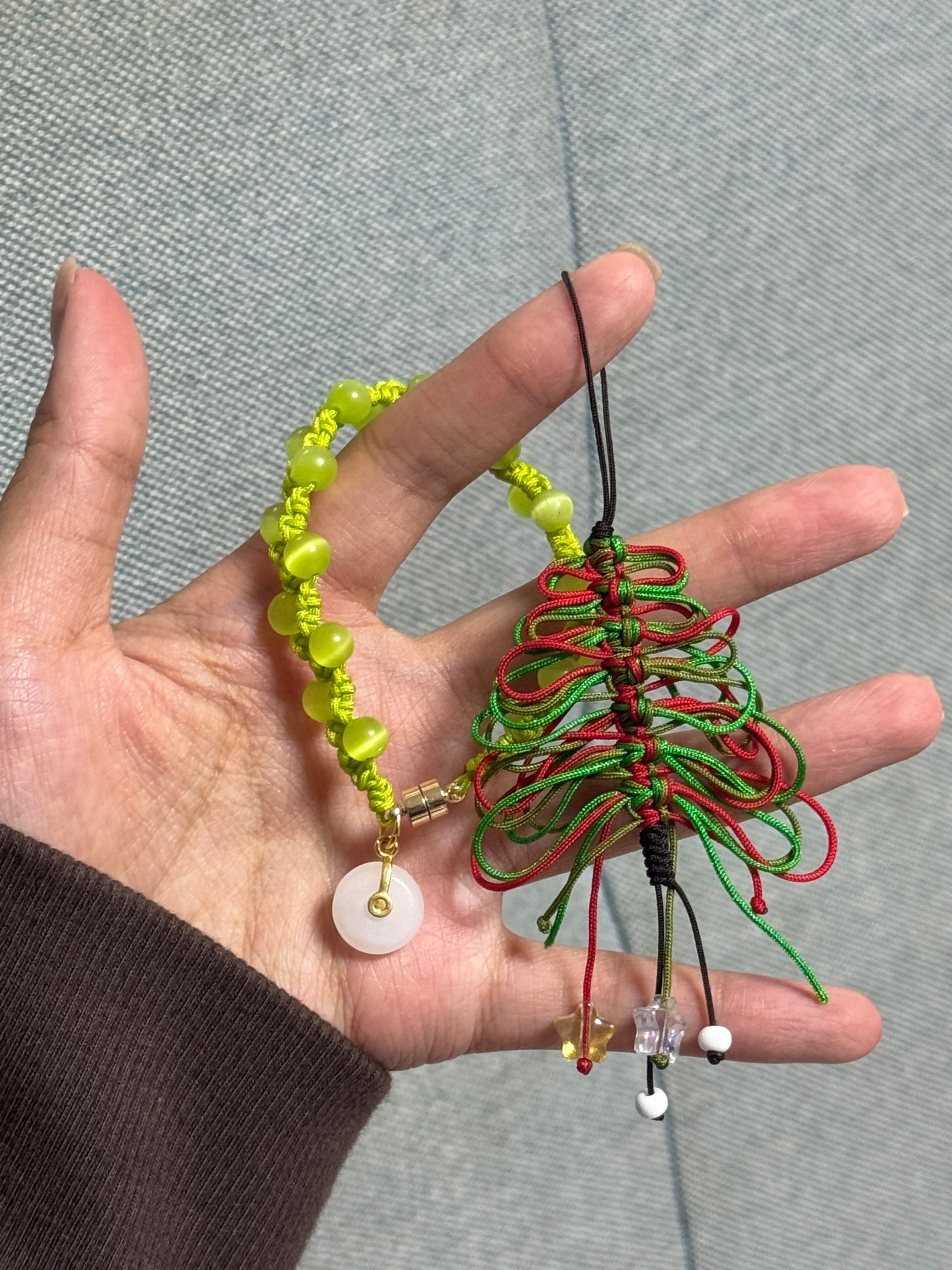 谢谢wuli 心灵手巧的漂亮姐姐尊嘟好好看！！！刚好明天去🇭🇰拍圣诞🎄 