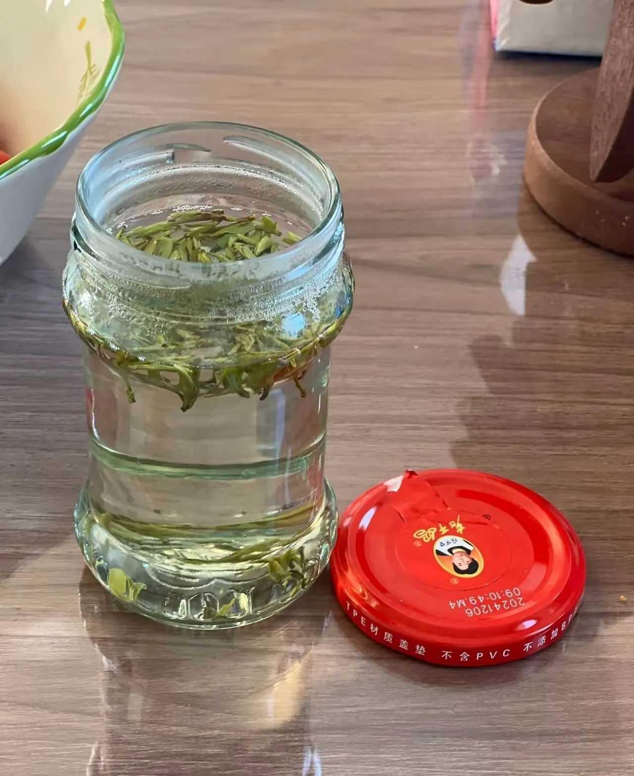 这茶杯不一般