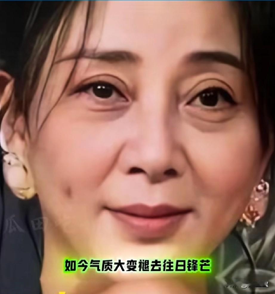 变化也太大了吧！
网友直呼：
岁月真是太无情了。