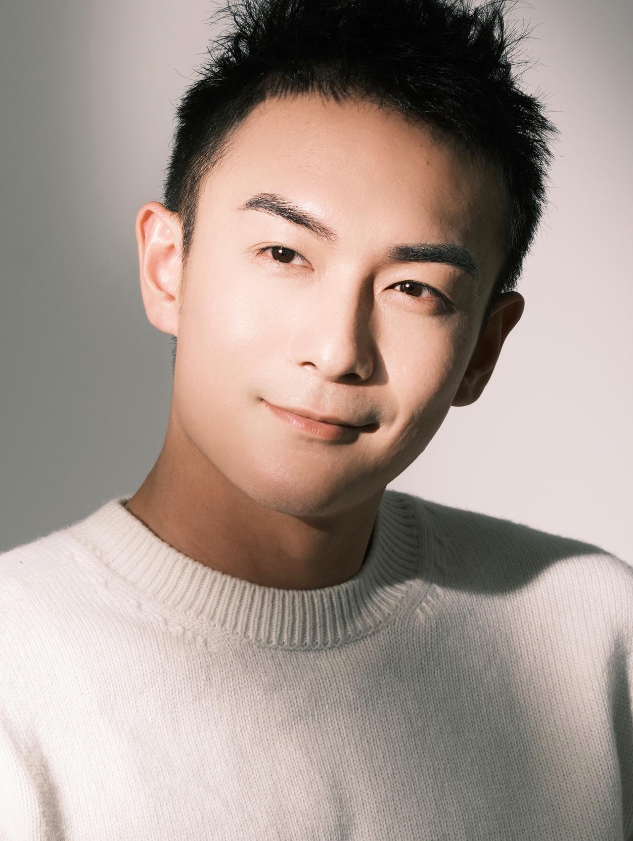 《痛心，香港一场大火中救火英雄何伟豪殉职》香港大楼火灾 香港五级火灾 
大浦火灾