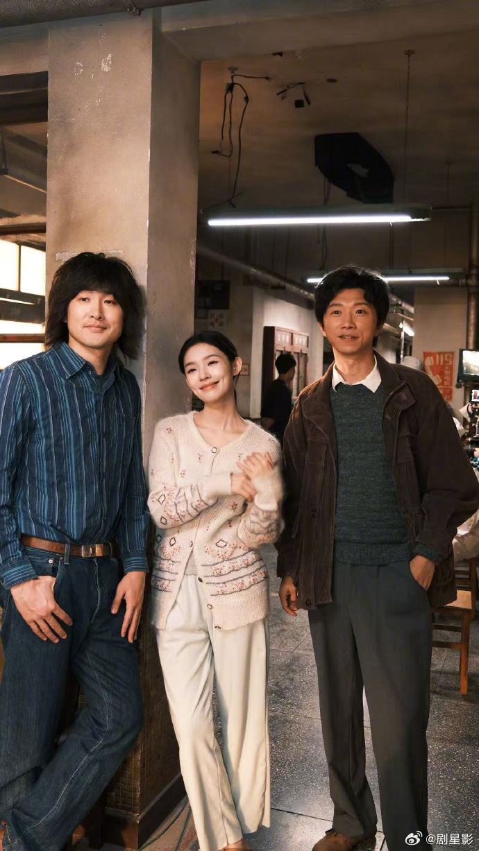 林允明媚成啥样了林允白月光的杀伤力 90年代的少女感，被她演活了 