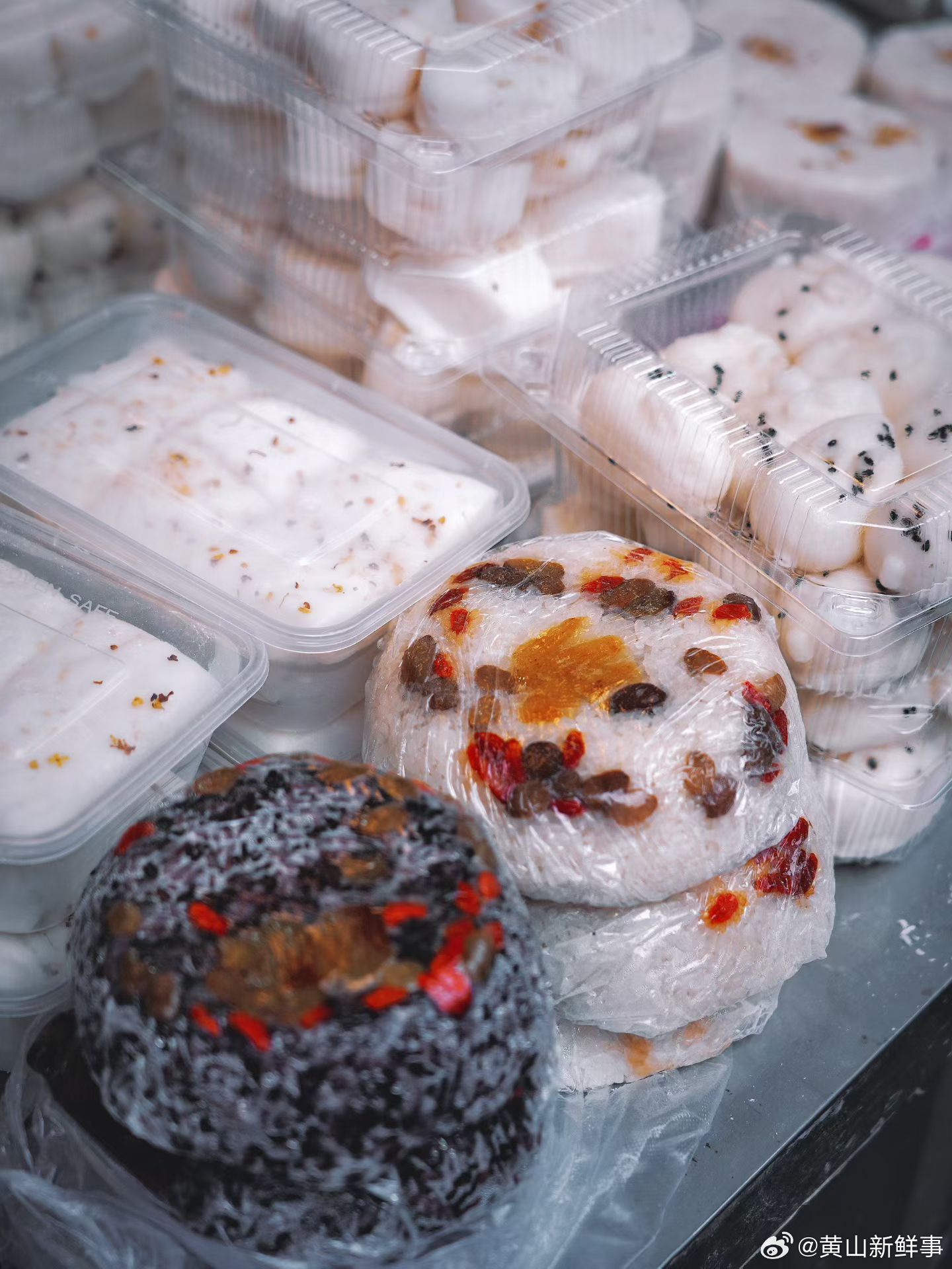 合肥街头巷尾的烟火气谁懂啊！合肥的街头碳水，才是年味的终极奥义！糯叽叽星人必冲的