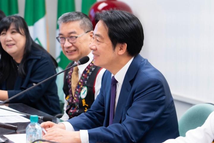 弹劾赖清德连署已突破156万人　人数多到一度瘫痪网站

梅花新闻网 林瑞益/综合