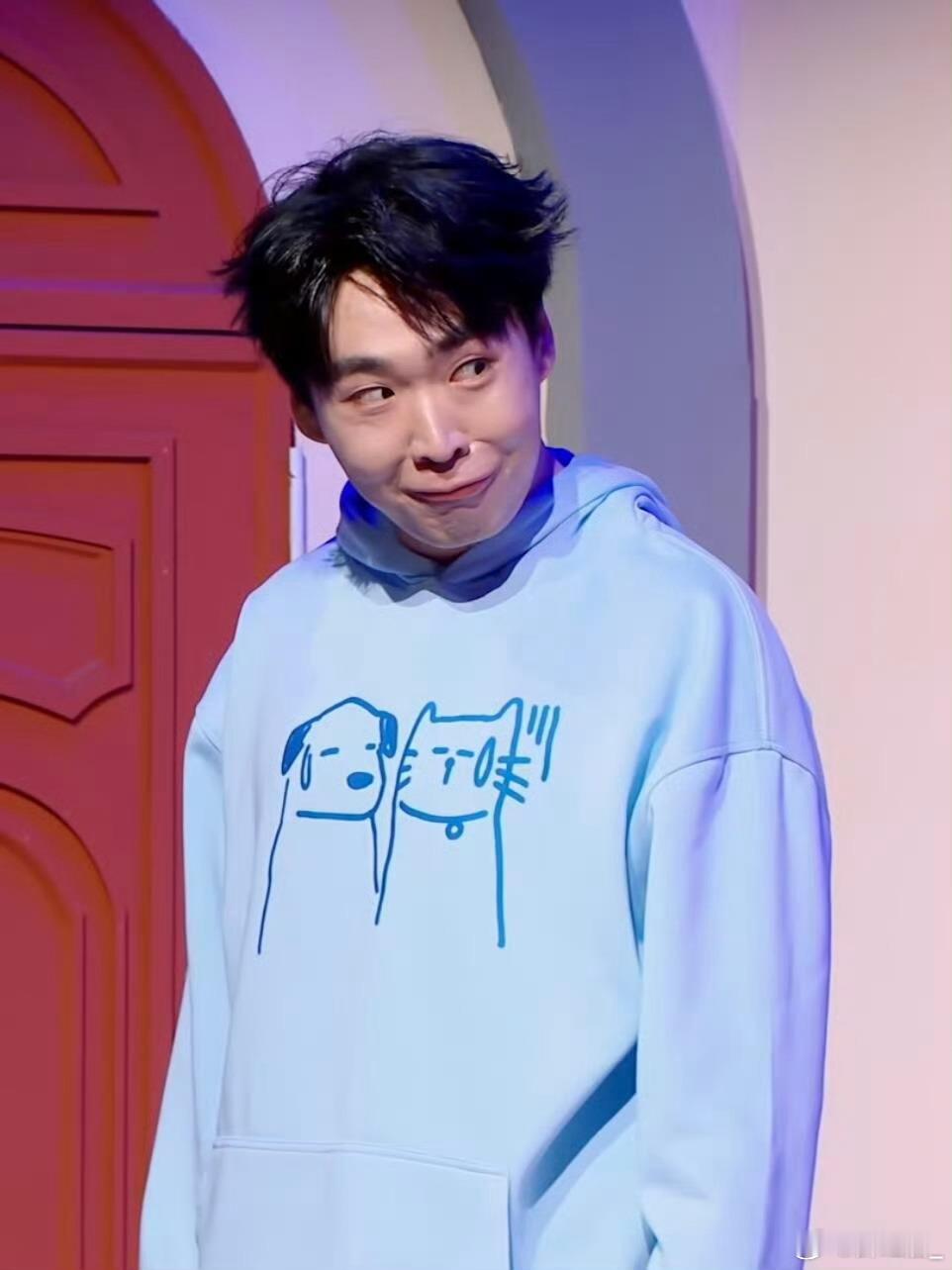 上辈子撒娇怪这辈子是王广 救命！王广这反差感绝了！一米九的大个，撒娇的小动静却能