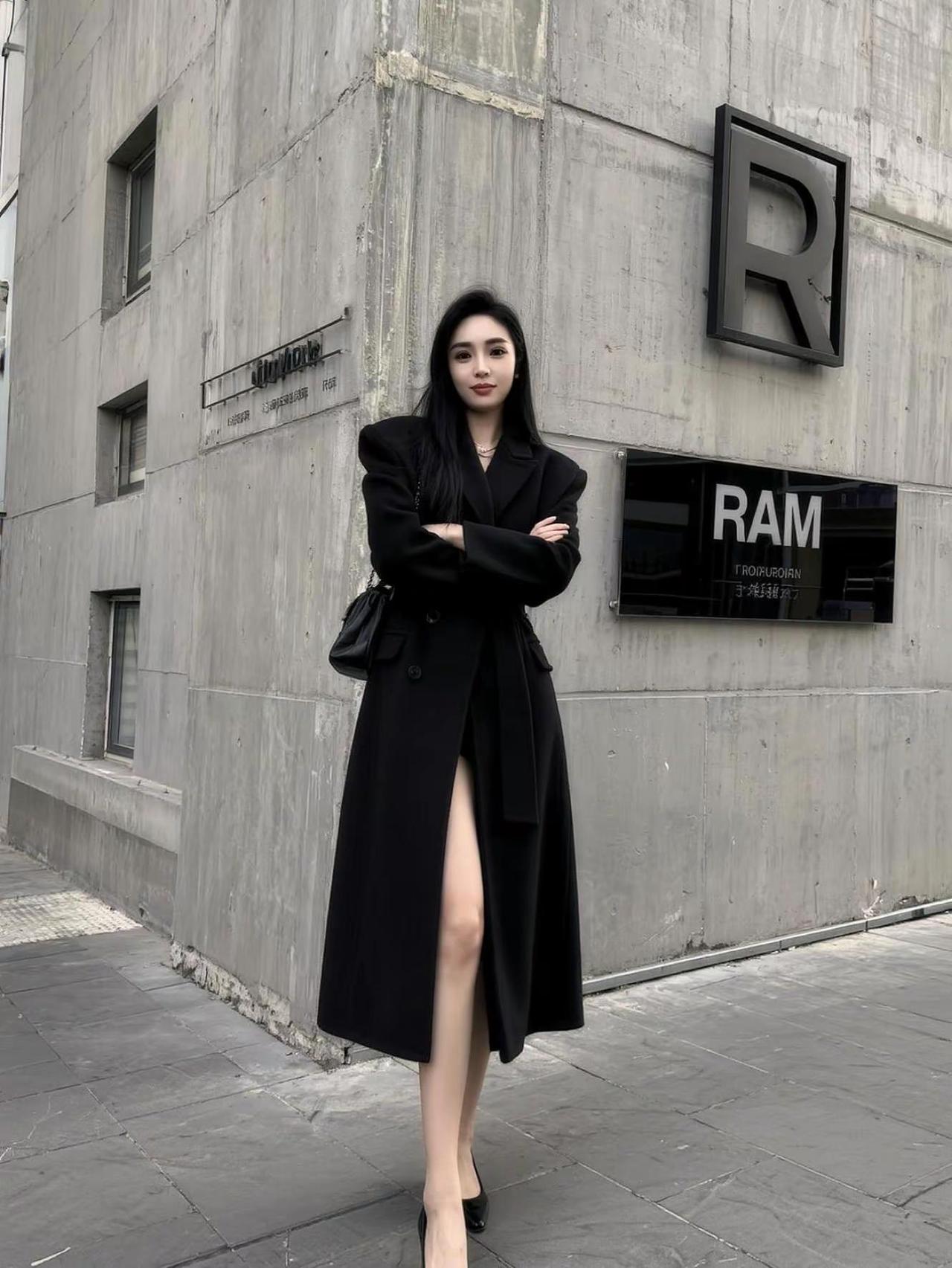 乌云后面依然是灿烂的晴天 ——朗弗罗