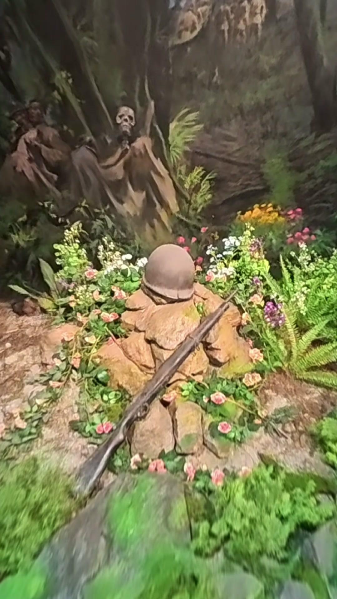 来到腾冲，其他风景都可略过，唯独国殇墓园必须来。这里是国内唯一悬挂青天白日旗的地