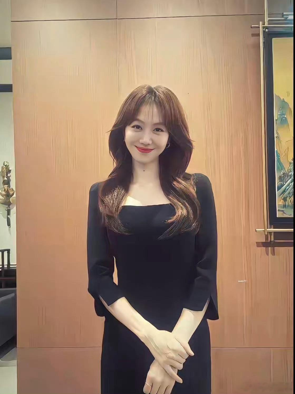 姜妍常驻现在就出发熟人局好玩