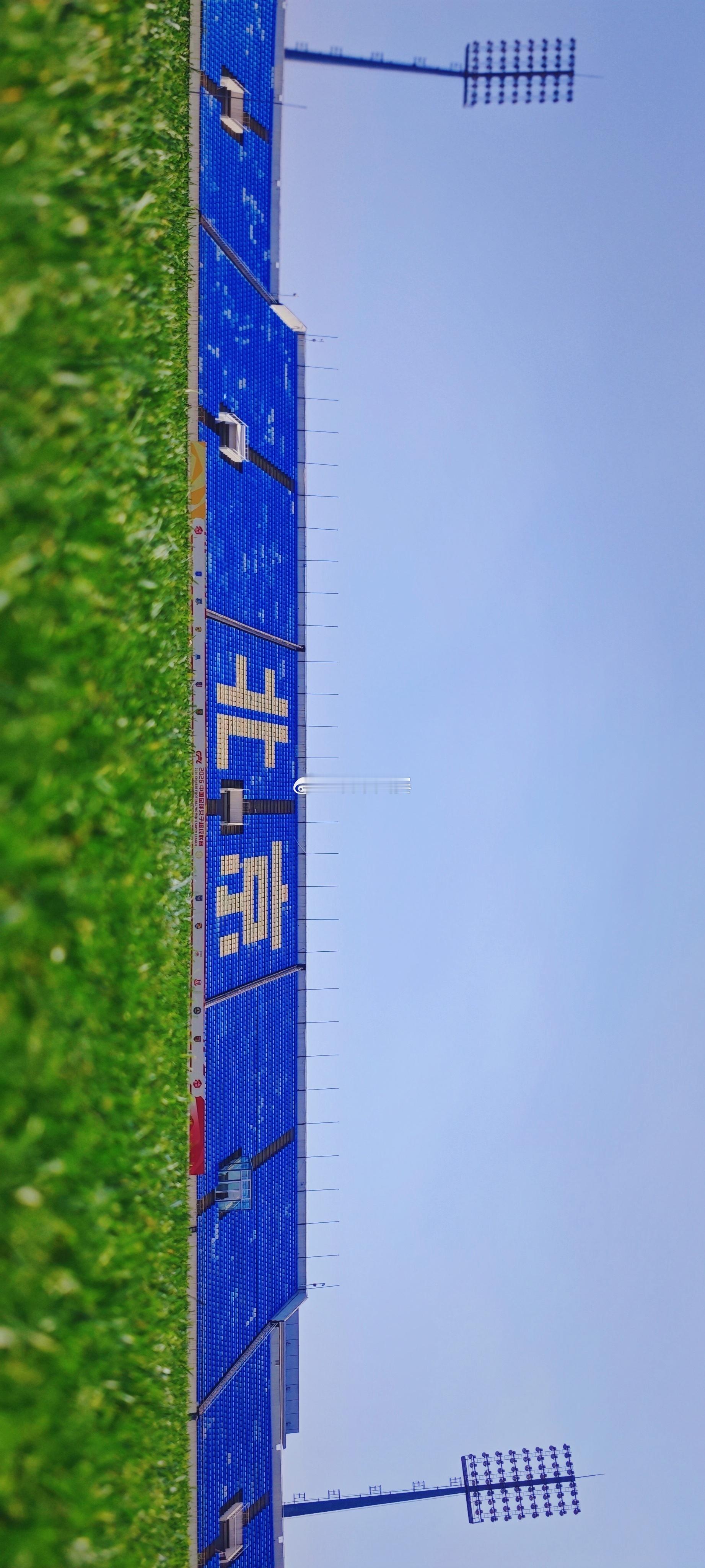 北京女足北京城建女足 北京足球的圣地！🏟北京城建女足于今日中午搭乘🛫出征，本
