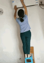 老公的最后一道防线破灭了，唉！媳妇啊，你这么勤快干嘛呀，过大年还早呢！