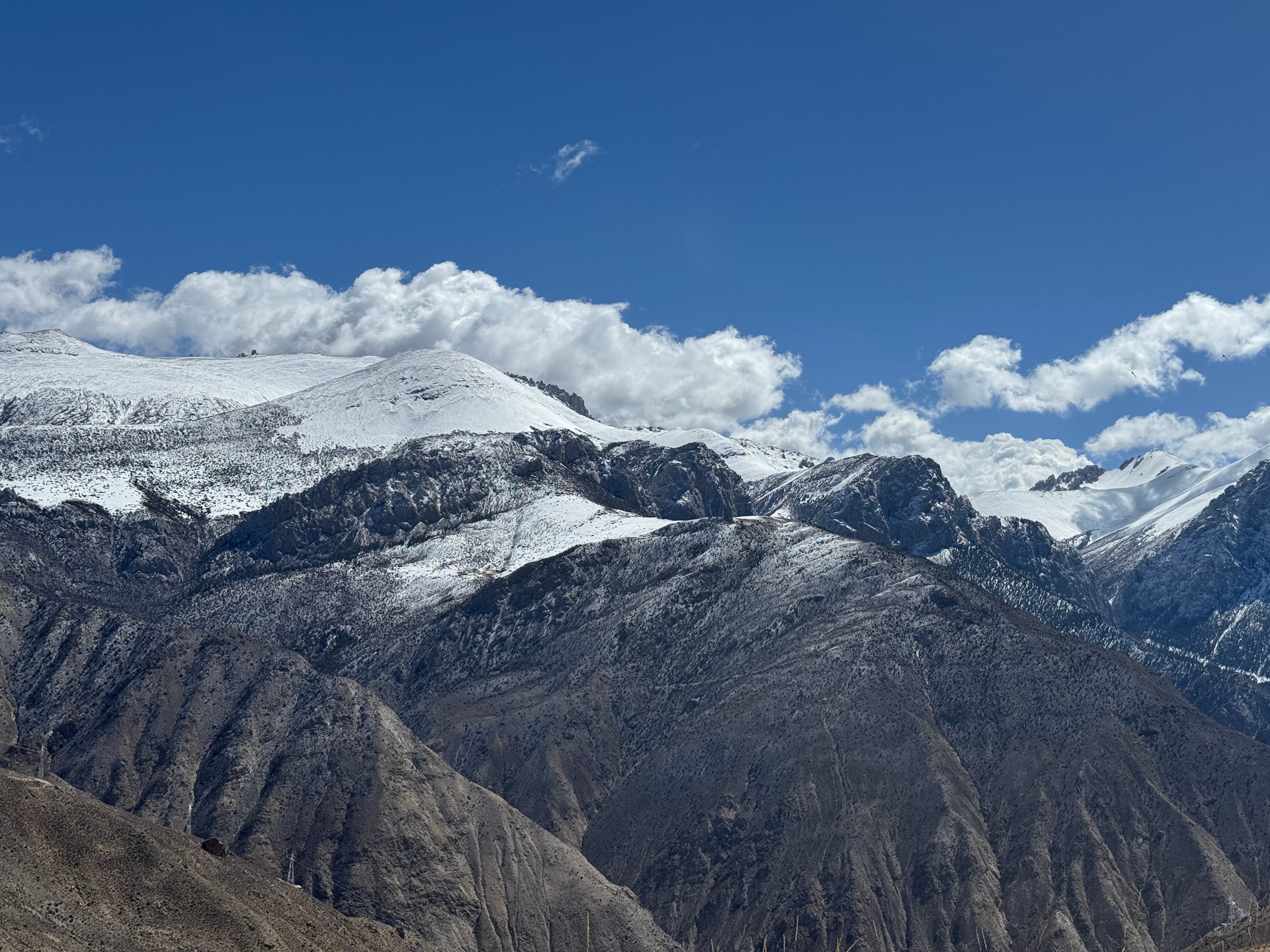 揽巡勇闯丙察察 丙察察封路改走左贡，经八宿到波密，雪山涌现高反袭击，真是眼睛在天