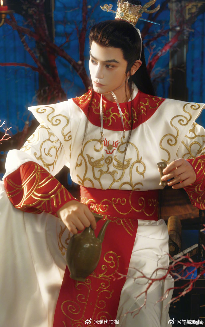 #丁禹兮cos西游记白龙马#【#丁禹兮马年第一个九宫格夯爆了星河入梦 黑马##沈