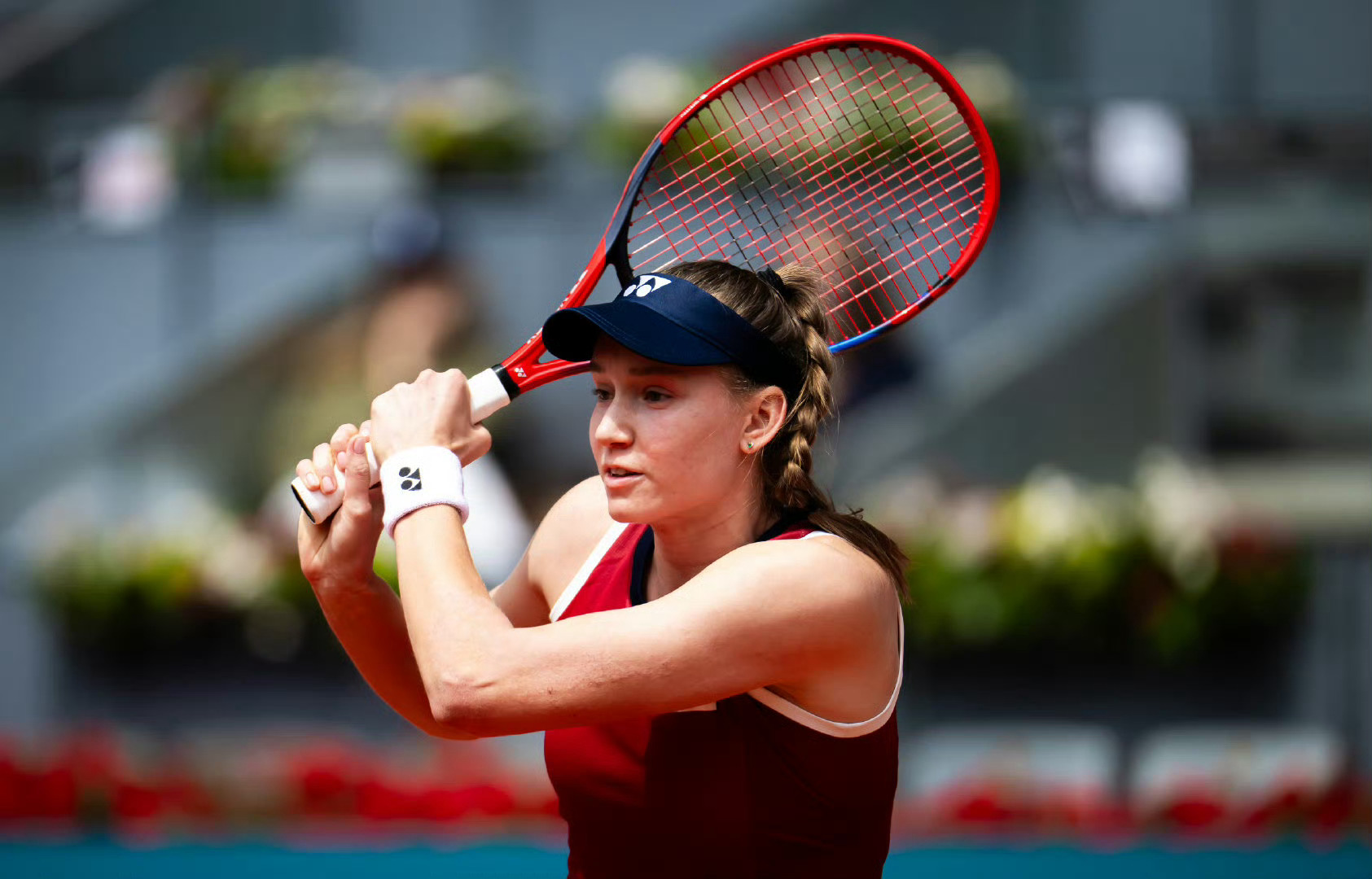 马德里焦点战，莱巴金娜在首盘落败，次盘开局又被破发的情况下完成翻盘，以4-6、6