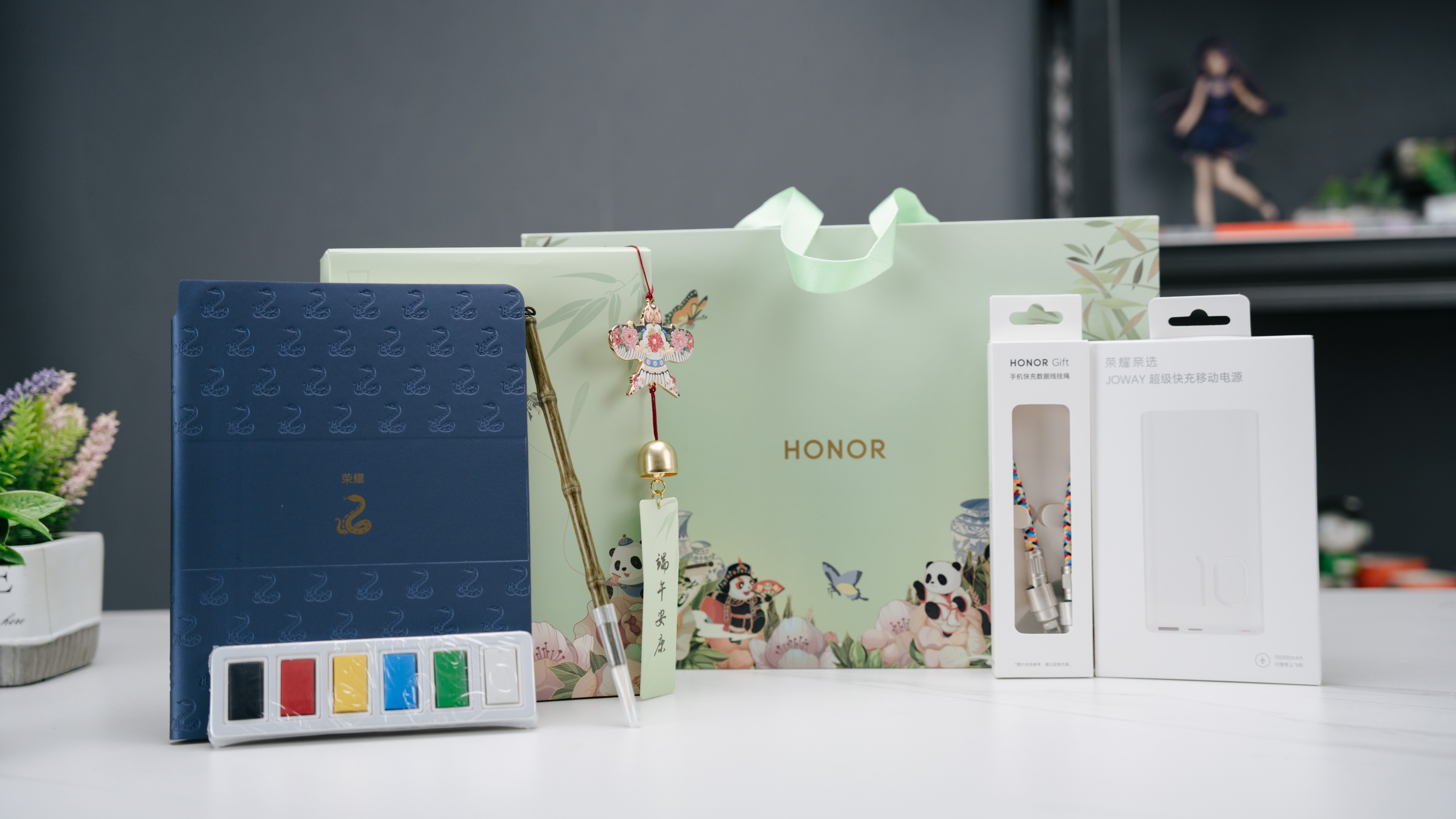 感谢荣耀、魅族、OPPO、vivo、iQOO、华为送来的端午礼盒，还有几个在路上