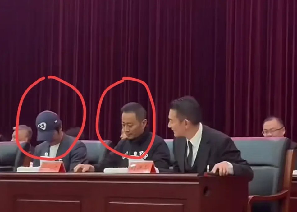 同样是西装领带，刘德华一件马甲就甩其他领导几条街，这才是西装正确打开方式！天王6