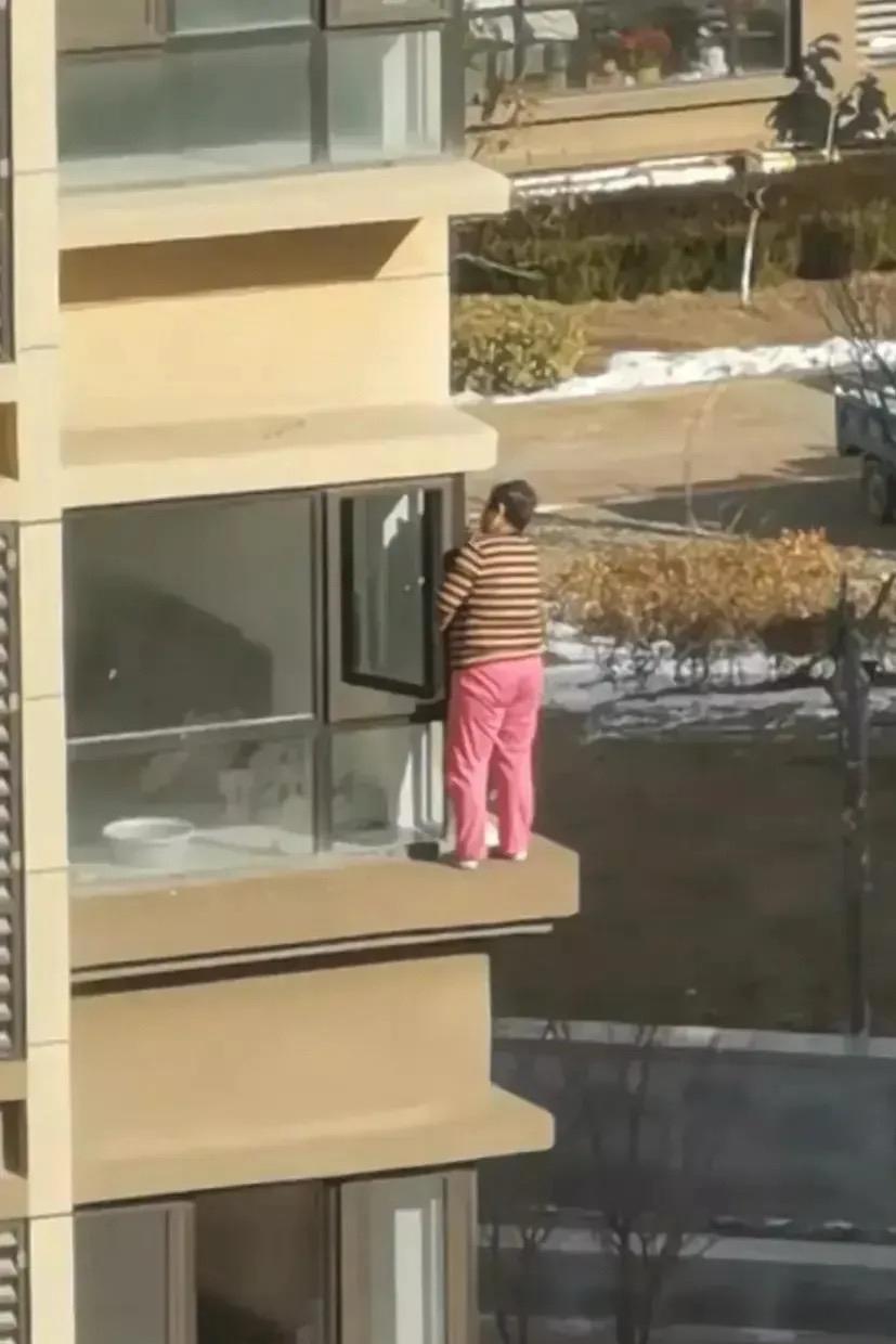 艾玛这大姨胆子真大