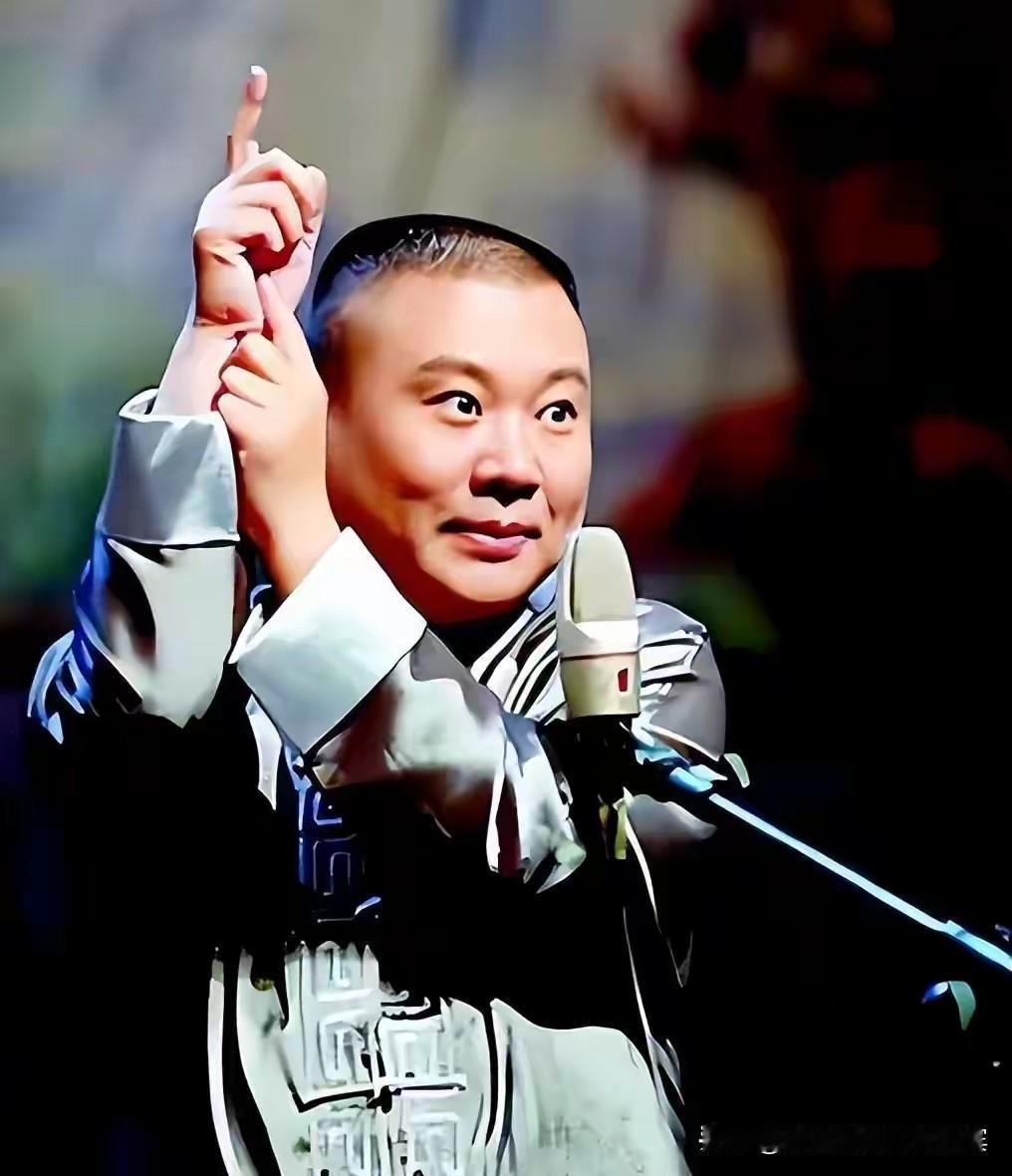 郭德纲被罚旧梗被扒：国足踢得不好，还听不得老百姓吐槽？
 
随着郭德纲商演被罚的