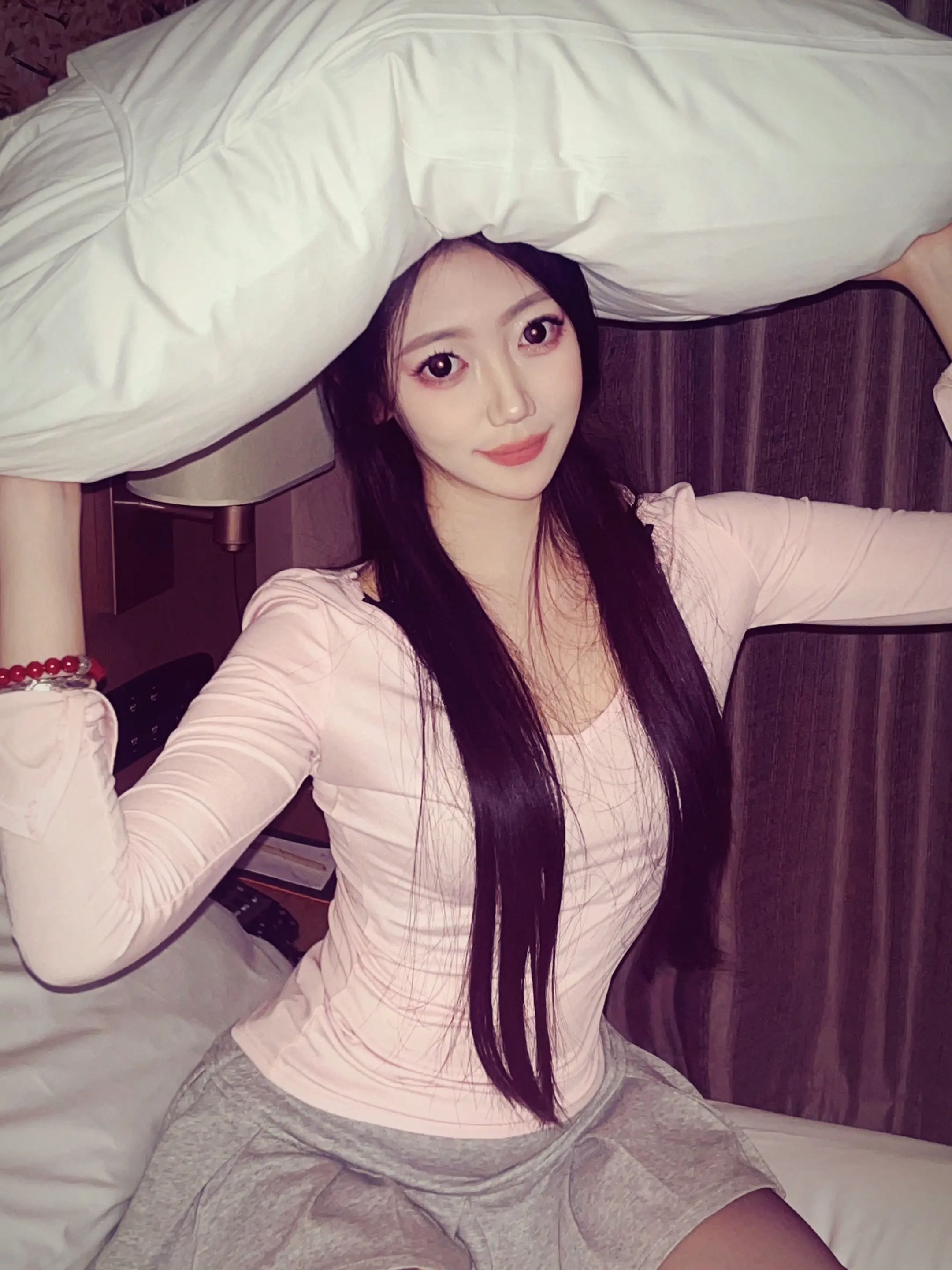 我总是什么都想着靠着自己 然后总是靠不住 靠不住我就哭 哭完就继续靠