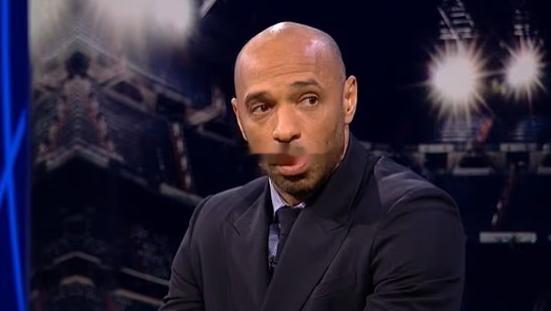 北京时间今天凌晨的欧冠小组赛，曼城客场1-3爆冷不敌博德闪耀。赛后，阿森纳名宿亨