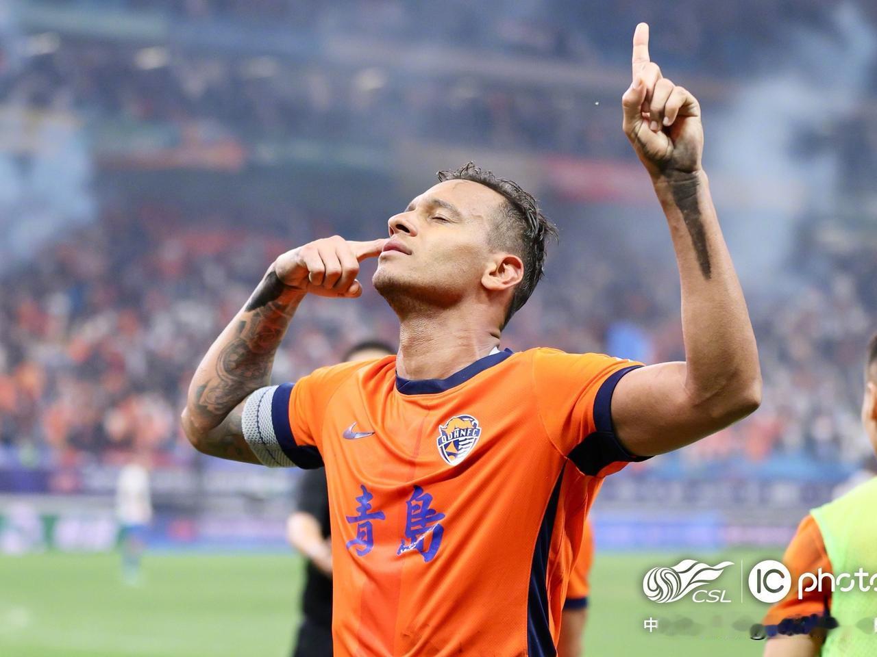 中超官宣离队---奥古斯托…青岛海牛足球俱乐部官方宣布，上赛季效力于青岛海牛的巴