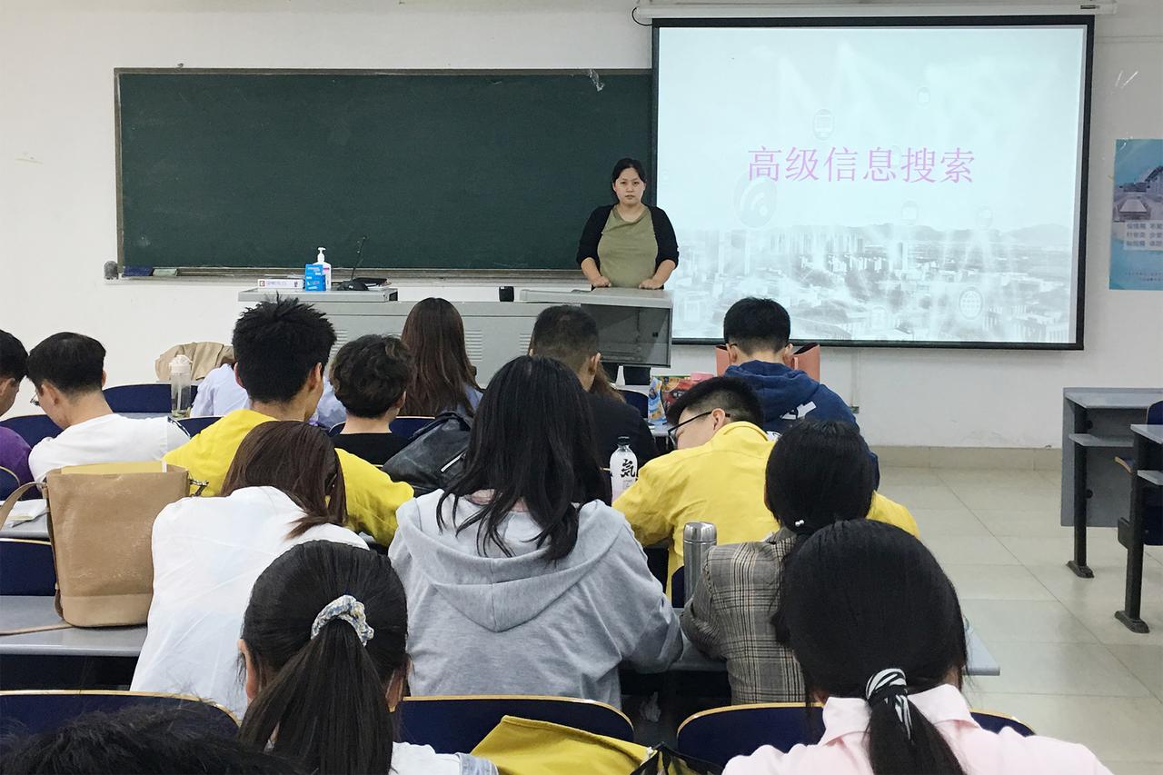 按照目前的教育发展形势，结合适龄学生变化，接下来15年的教育发展走向大致如下。