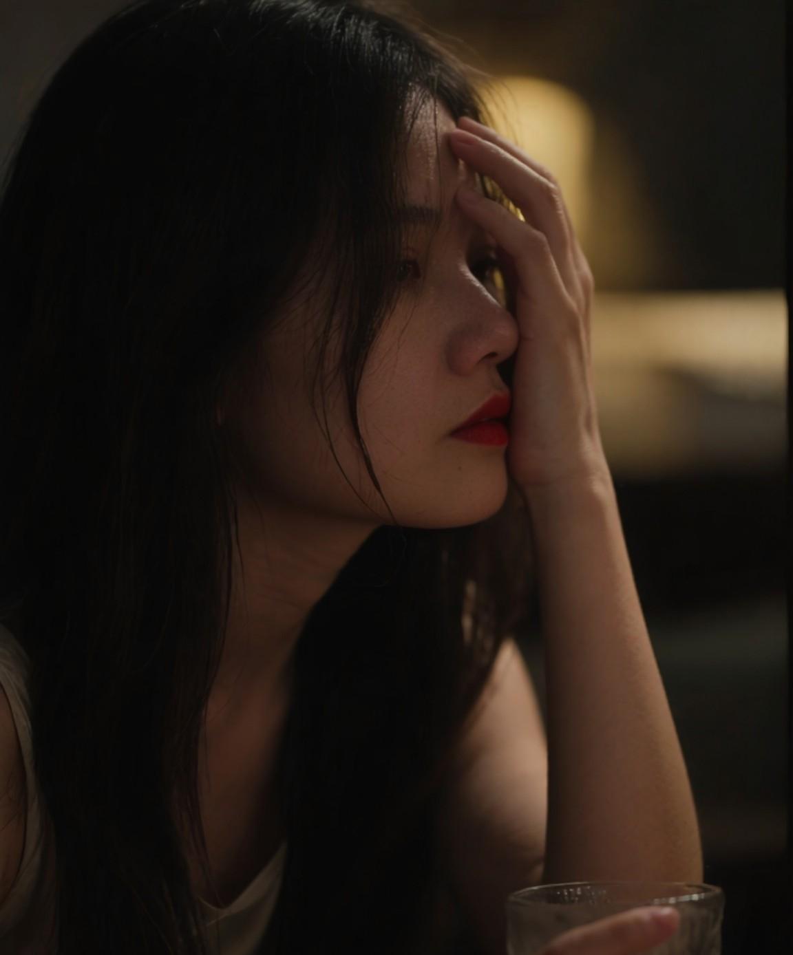 我发现自己特别讨厌“装”的人，
看到这样的人，
就感觉浑身难受。
可是，别人装