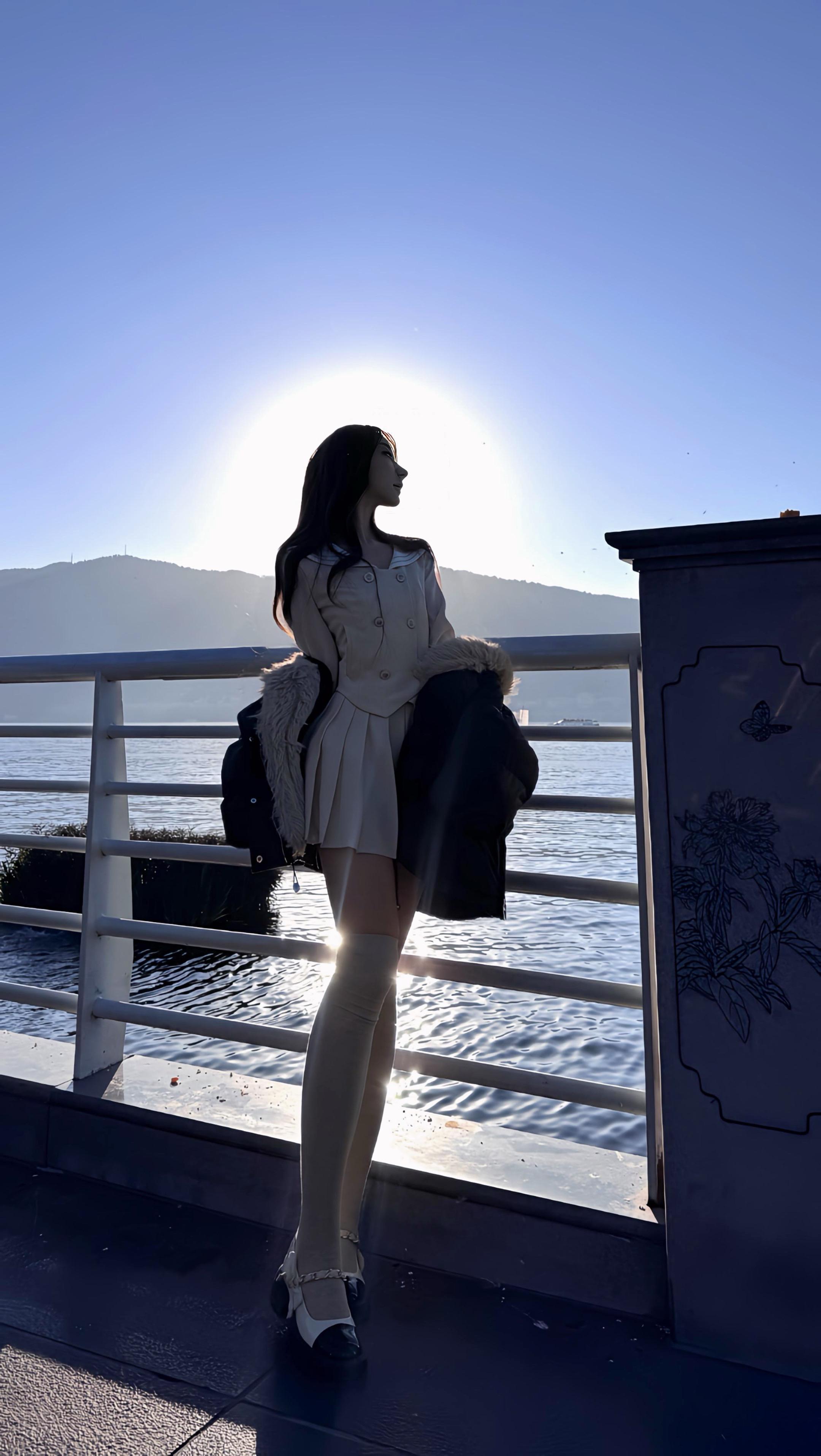 西伯利亚的海鸥比人更勇敢。