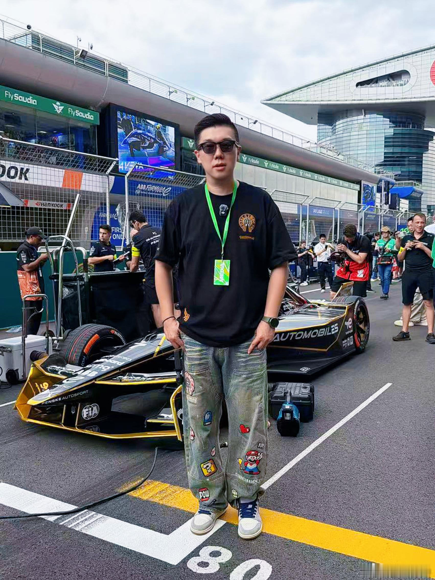 还好赶上了，早上还在青岛，极限转场上海 2026FE电动方程式上海站 参加发车仪