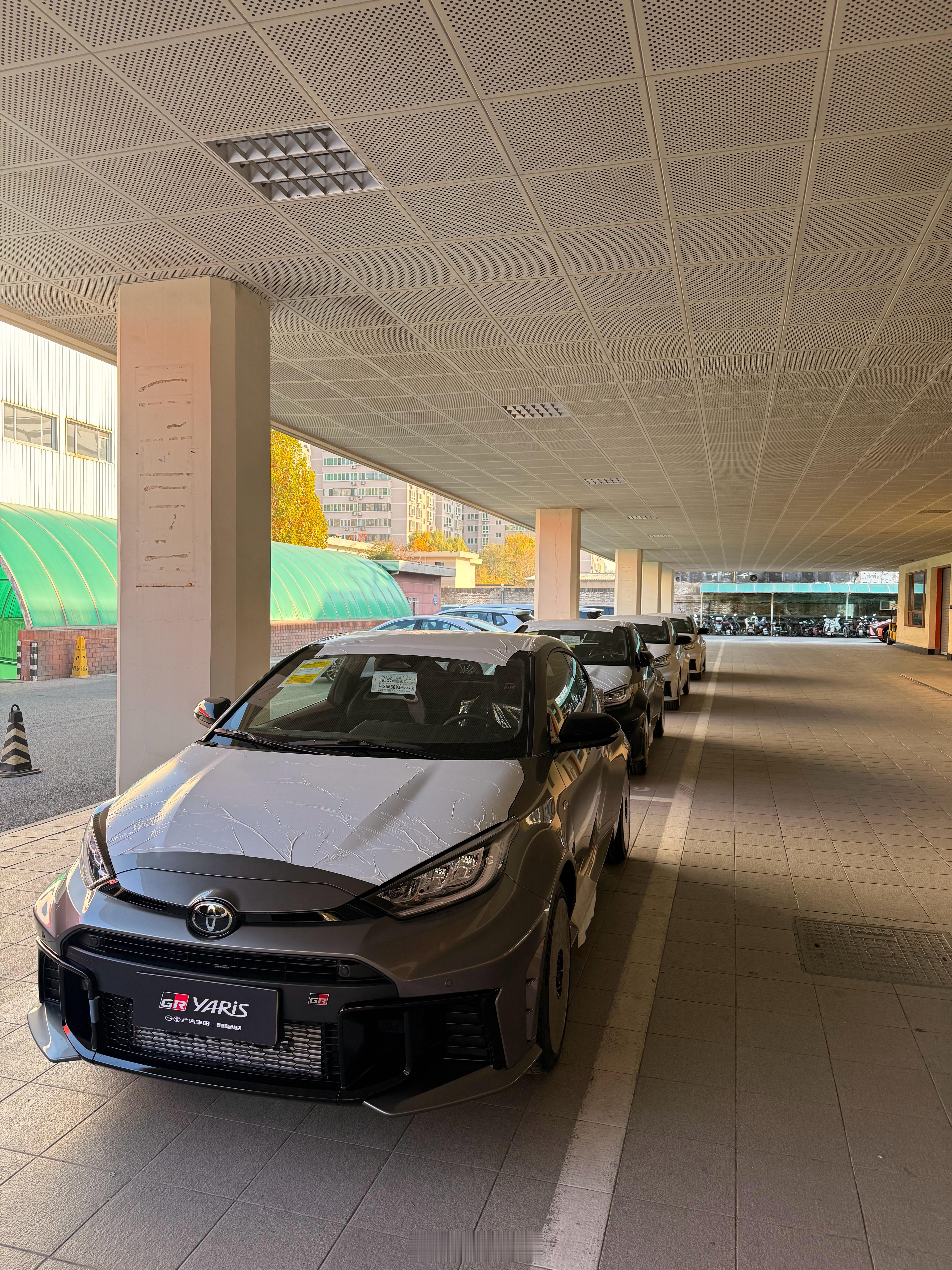 这是哪四位幸运的兄弟呀哈哈哈 我还是喜欢灰色的 