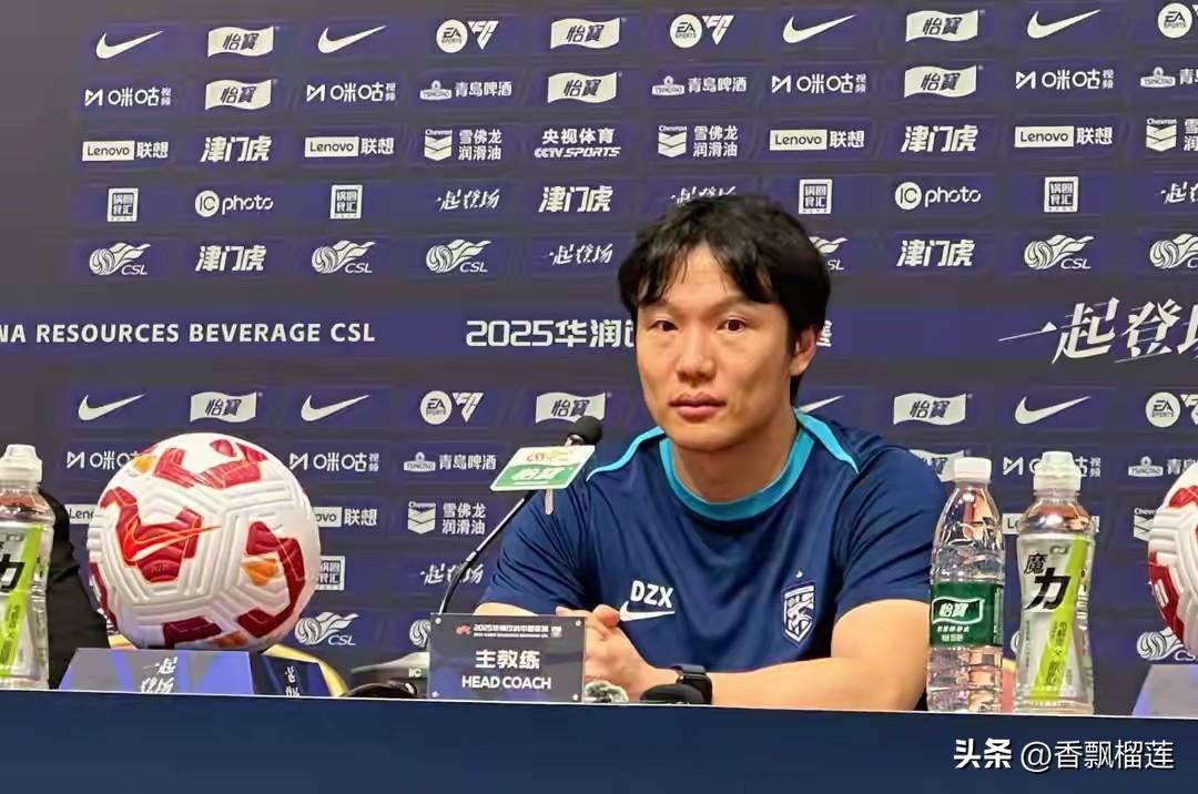 客场0-4惨败津门虎，邓卓翔：以这样的比分输球主要责任在我。
邓卓翔：本场比赛，