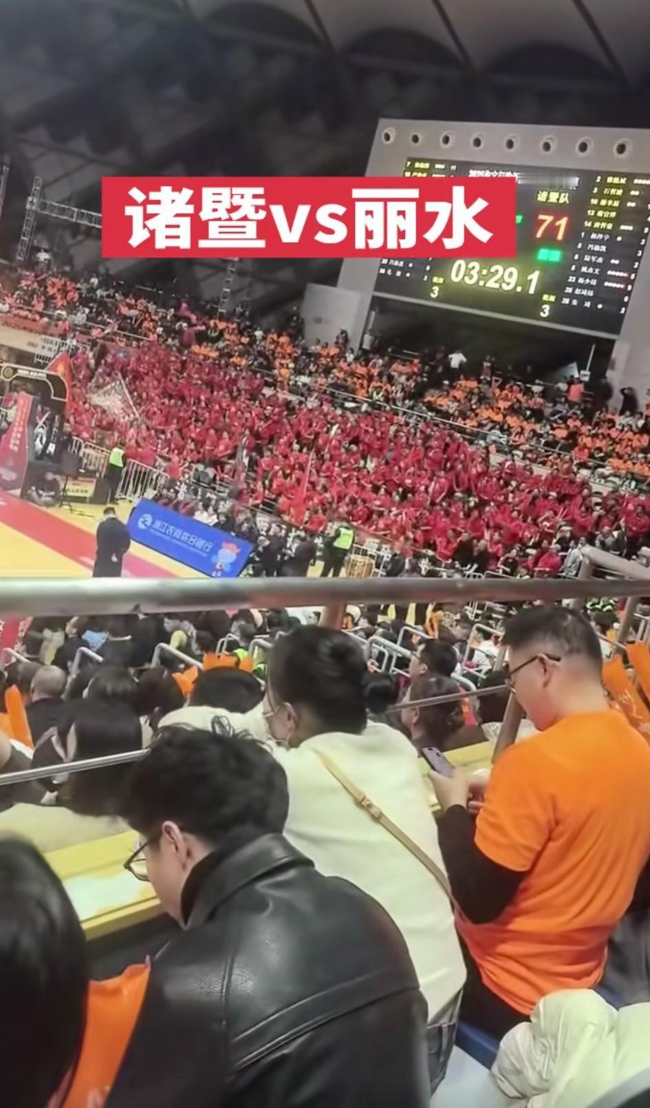 据说昨晚转播浙ba比赛的大大小小直播间都被封了。不管出于什么原因，这是不是格局有