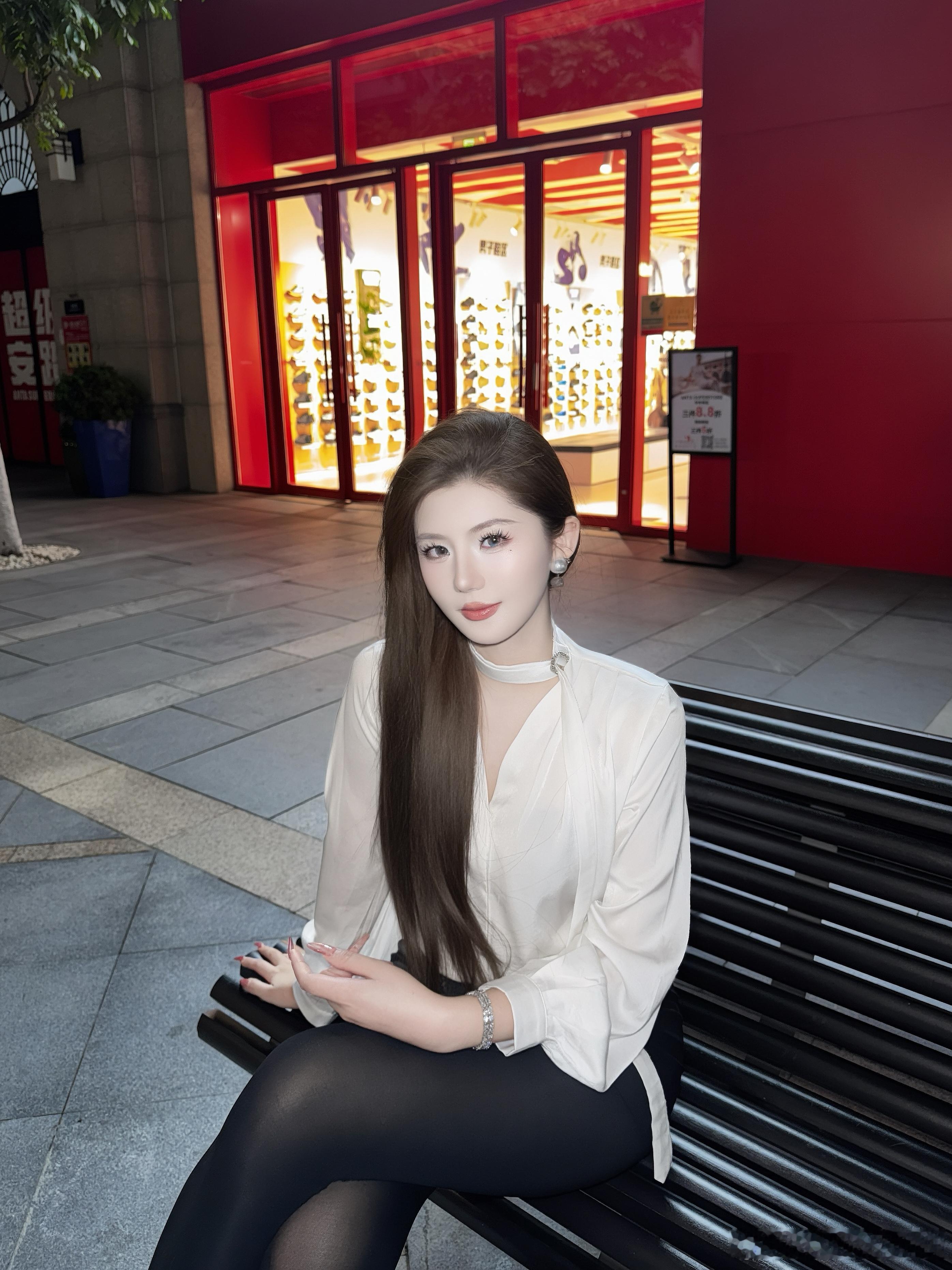 哈咯 好久不见啦～微胖御姐穿搭 佛山·佛罗伦萨小镇(广佛名品奥特莱斯)