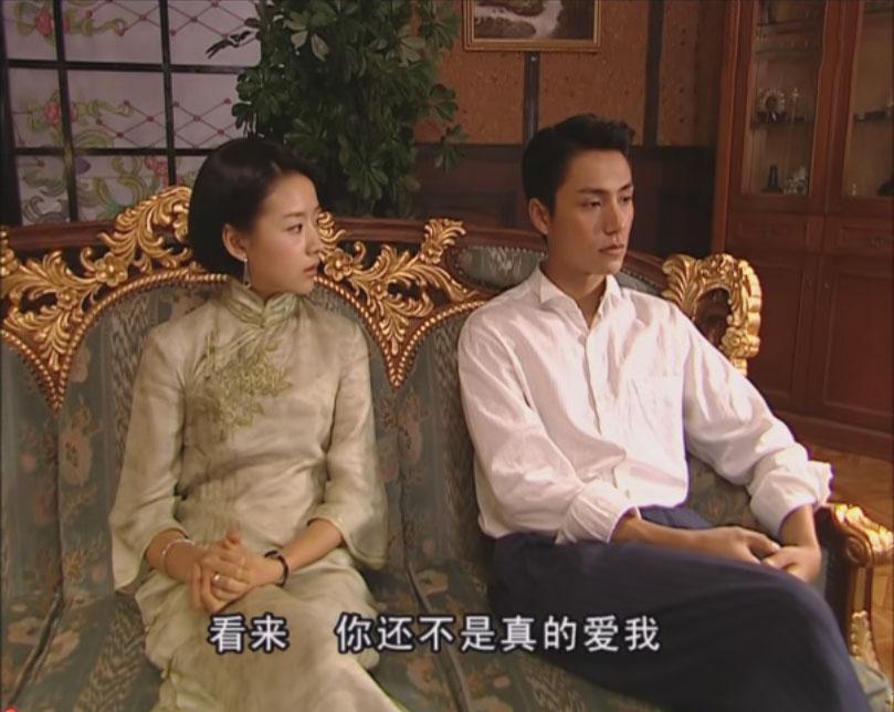 冷清秋觉得金燕西不够爱自己，金燕西觉得冷清秋不够了解自己，其实他俩之间最大的问题
