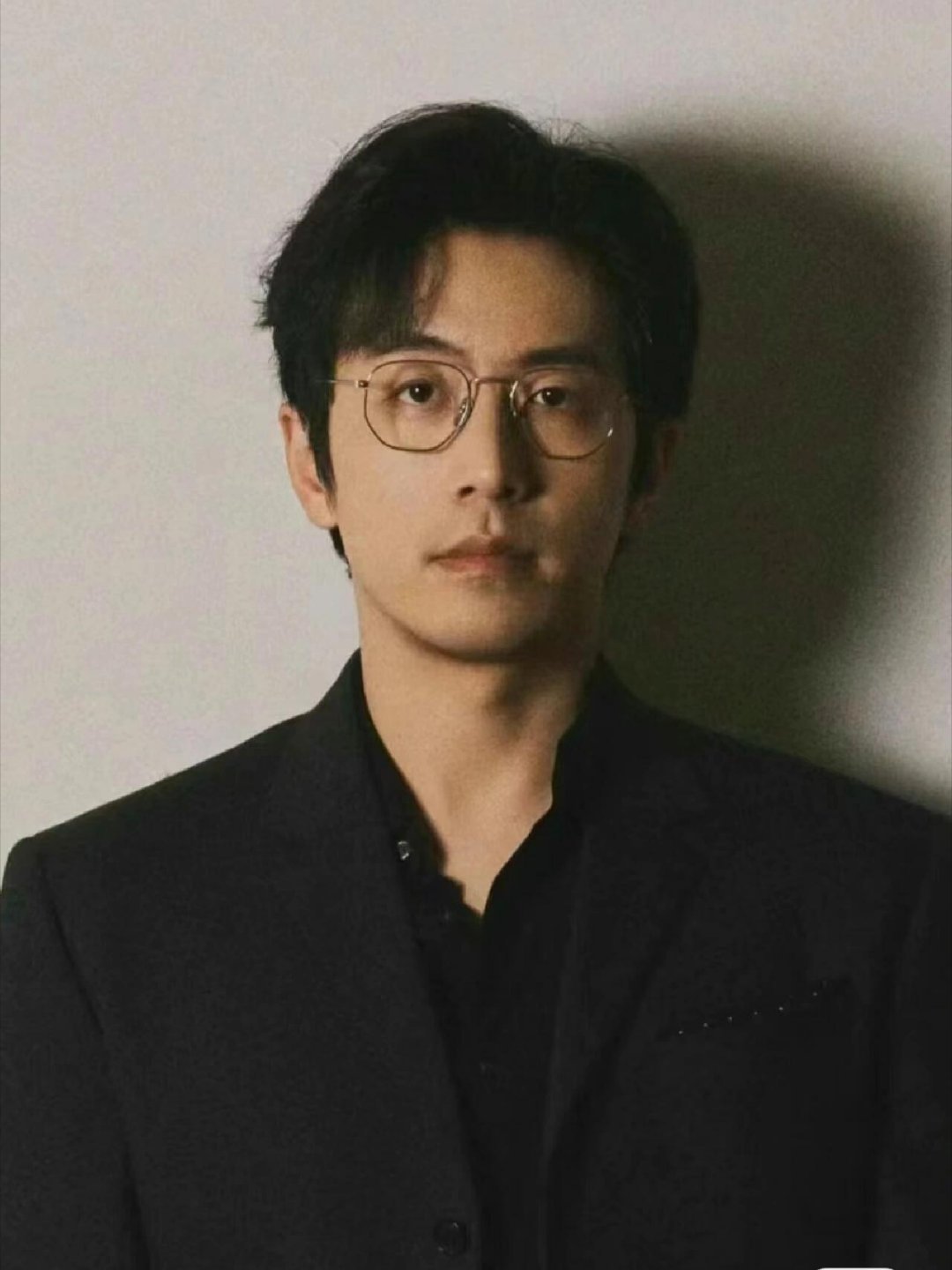 张颜齐谢楠喊顶级贝塔吓晕白客猜词环节白客刚比划完，张颜齐和谢楠突然喊“顶级贝塔”