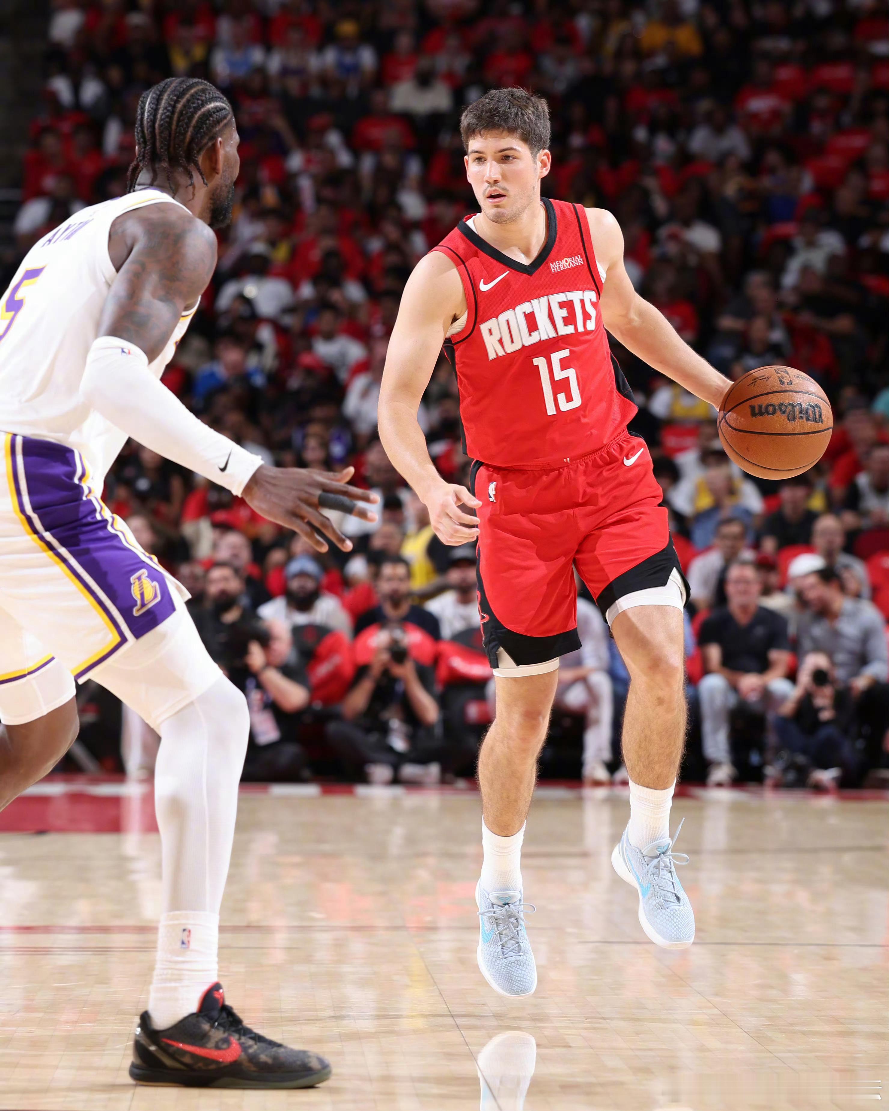 半场火箭56-47湖人！！领先9分进入下半场湖人vs火箭