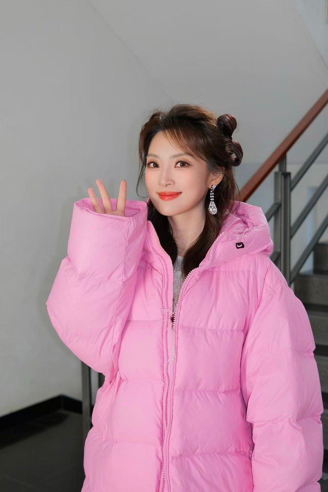 2026中国网络视听盛典 赵一粉上班路透来啦[爱心]期待主持人赵一橙的精彩表现！