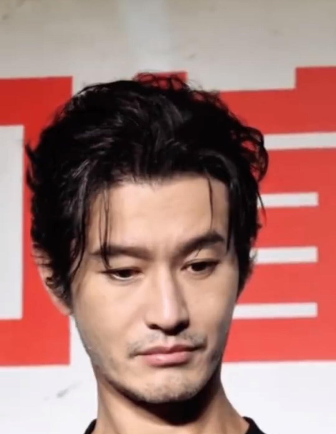 黄晓明觉得自己40岁之前很傻 