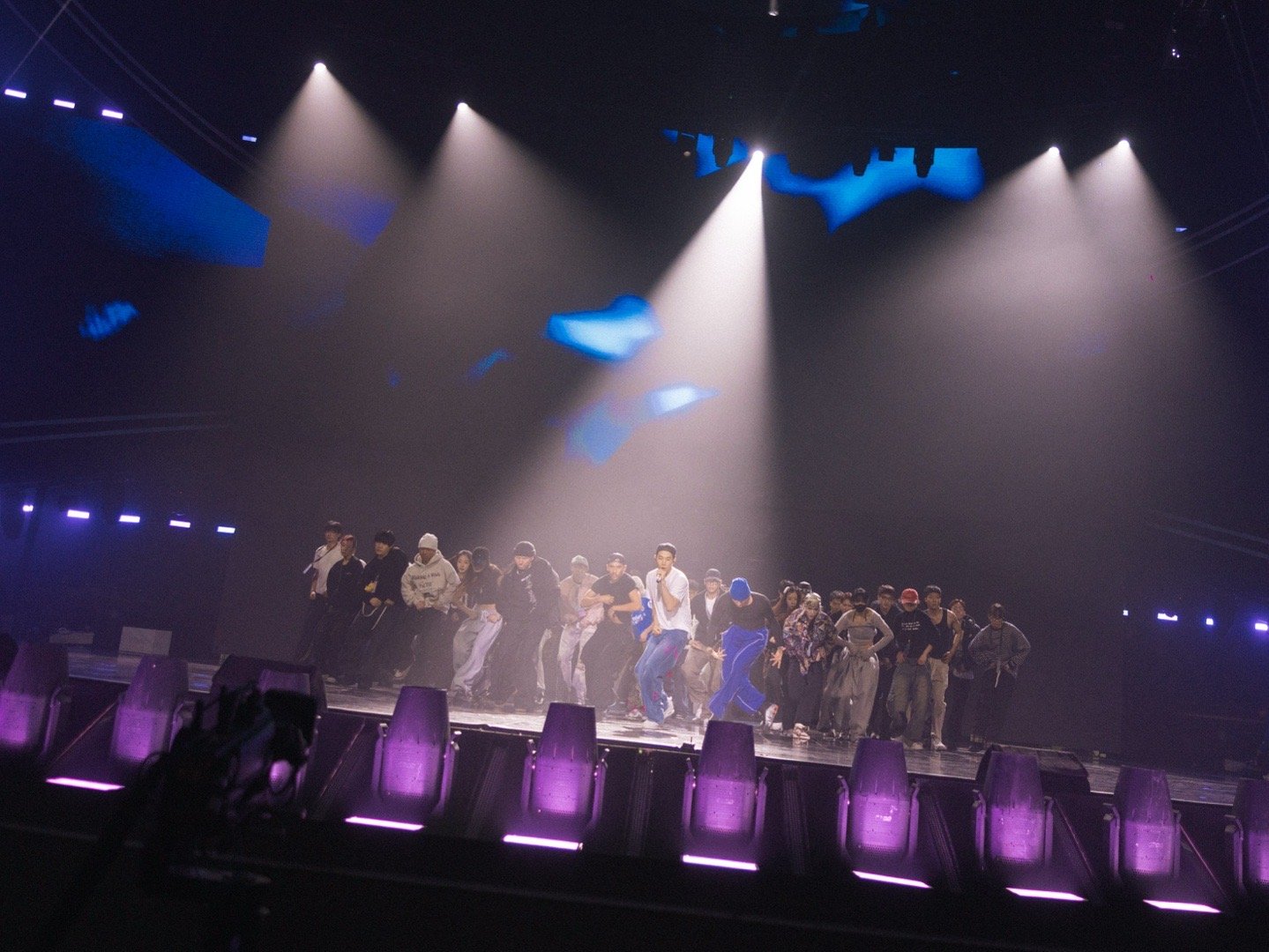 刘宪华又杀回东方卫视了 全能战神归来！刘宪华强势登陆东方跨年，老东家舞台再放异彩