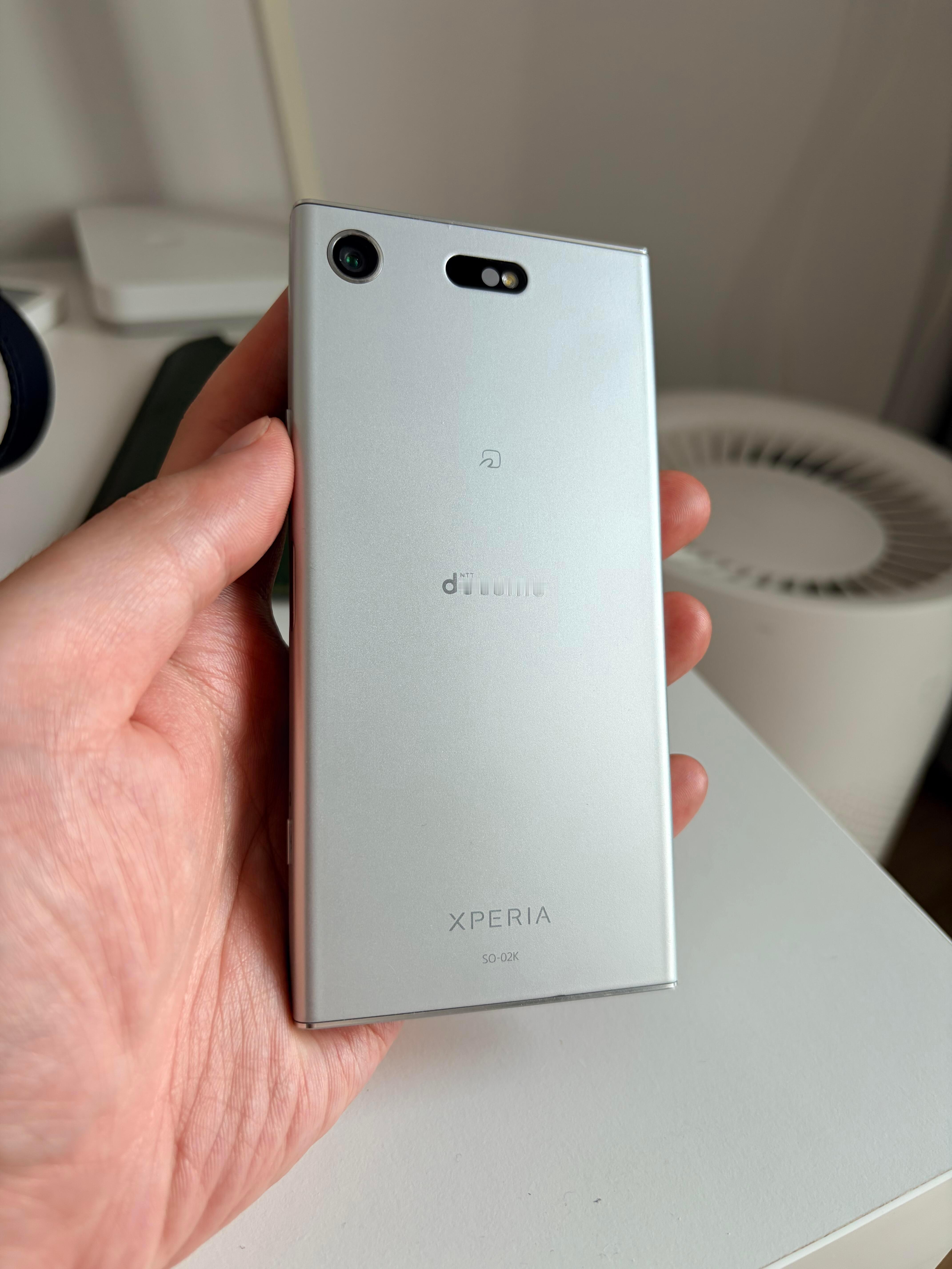 📱 索尼 Xperia XZ1 Compact✅ 优点📏 孤品级的“单手掌控