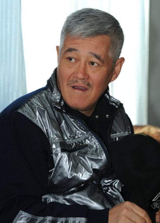 红了半辈子的赵本山，身家足有三百亿，可他真值钱的根本不是这些