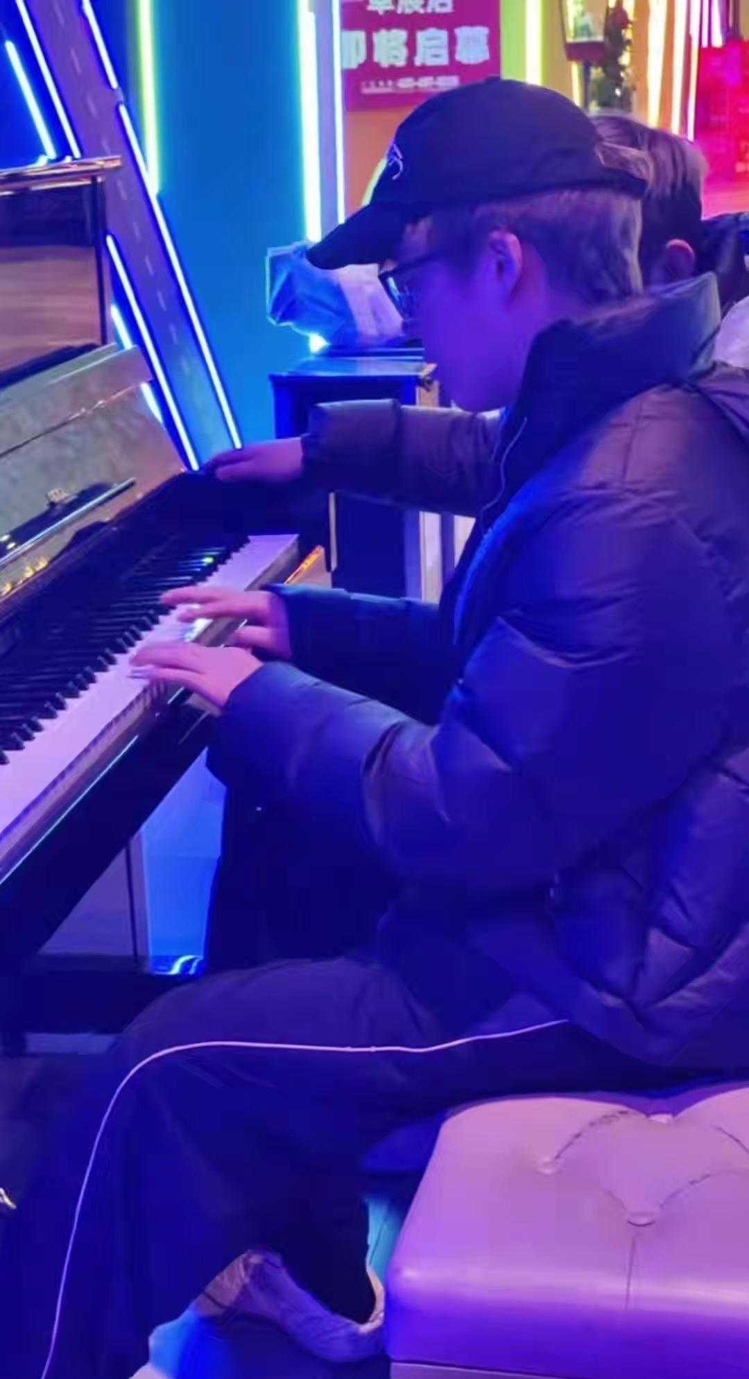 你说想哭就弹琴 想你就写信 陈泽 陈泽早期 1103 你说想哭就弹琴想起你就写信